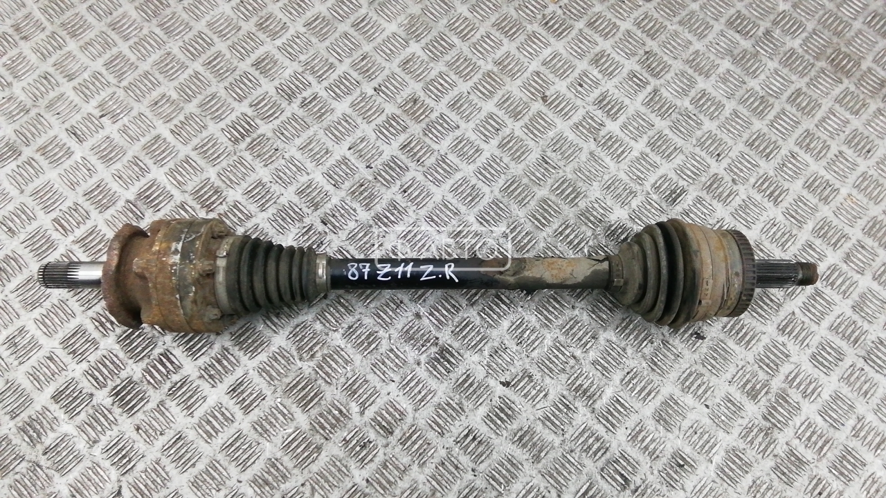 Привод задний правый