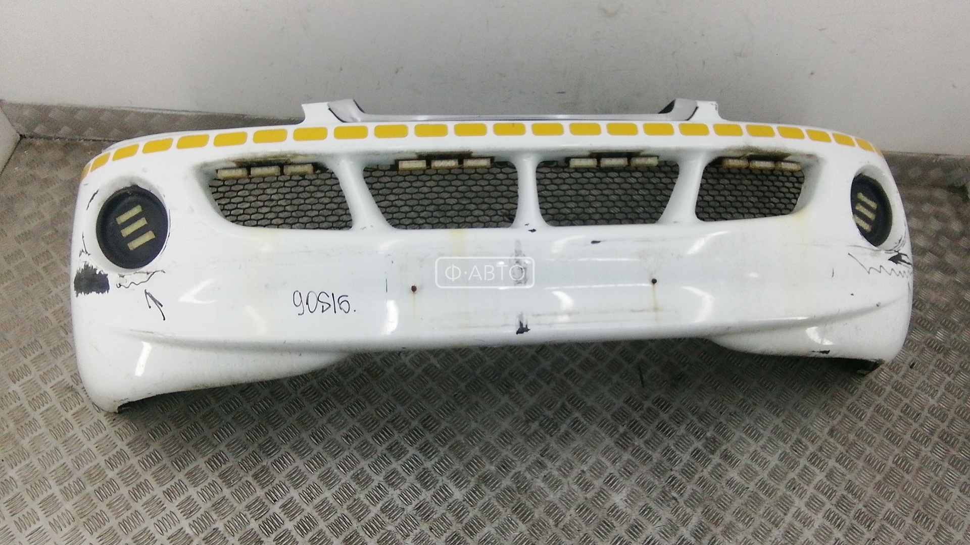 Бампер передний