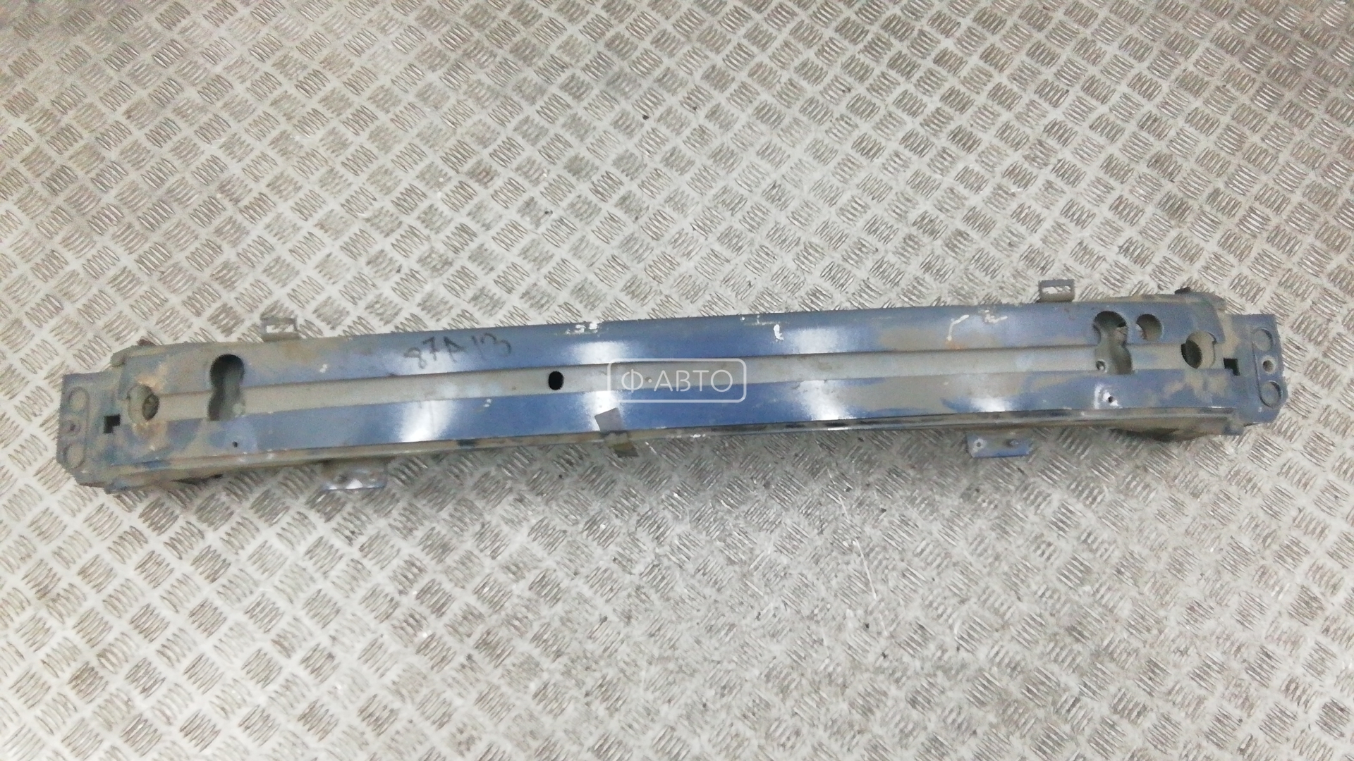 Усилитель бампера передний (кронштейн)