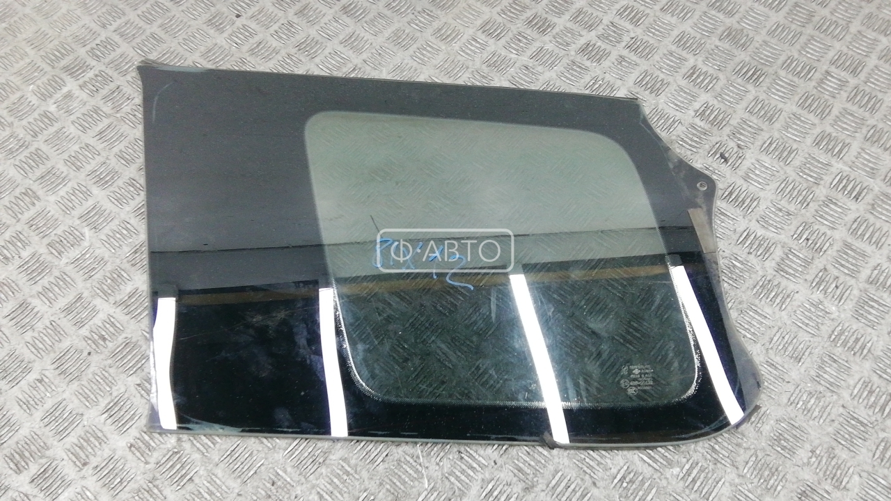 Стекло кузова боковое заднее левое