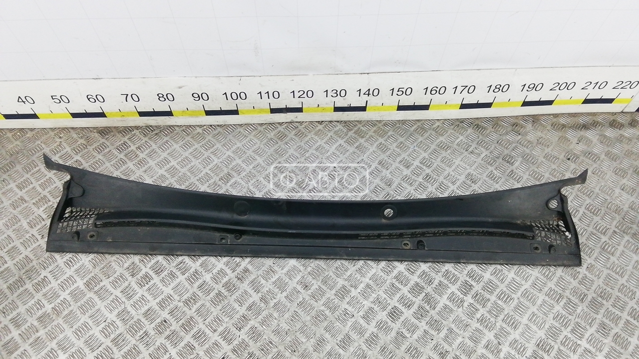 Накладка декоративная (жабо, дождевик)