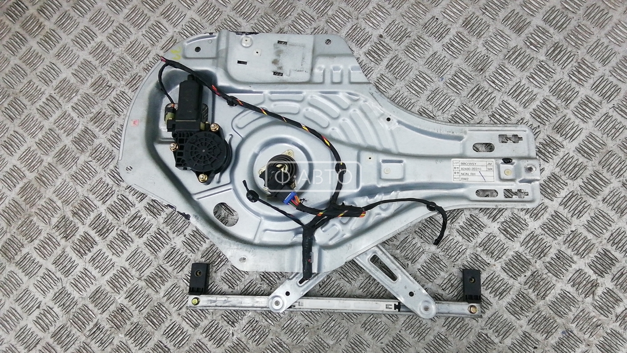 Стеклоподъемник передний правый