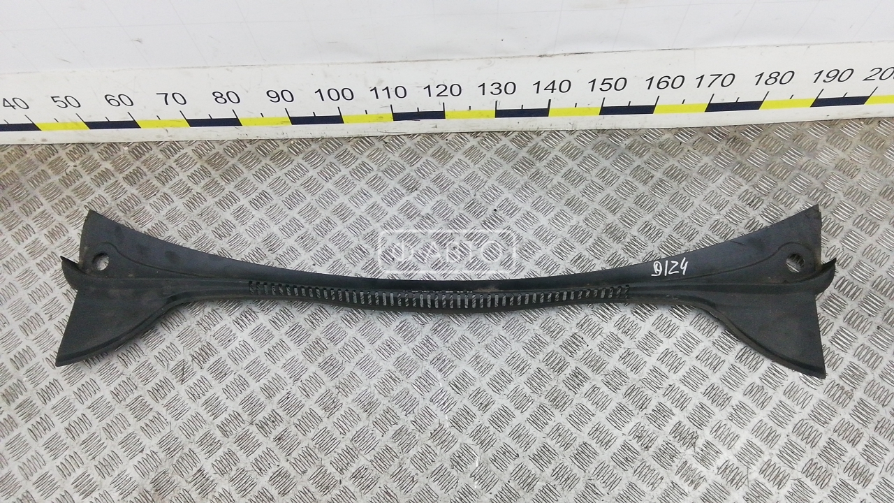 Накладка декоративная (жабо, дождевик)