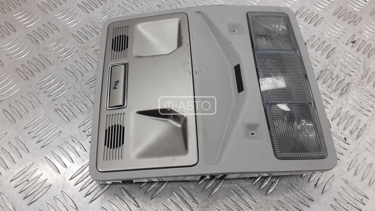 Фонарь освещения салона