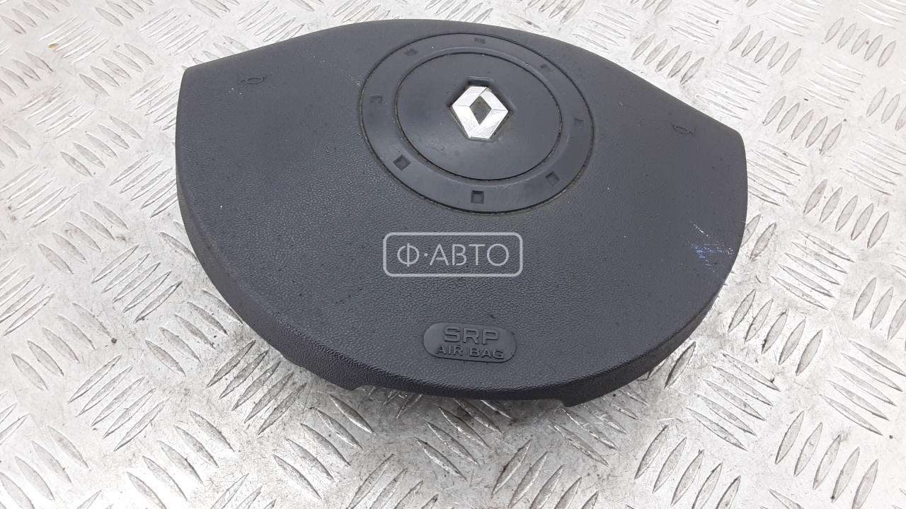 Подушка безопасности водителя