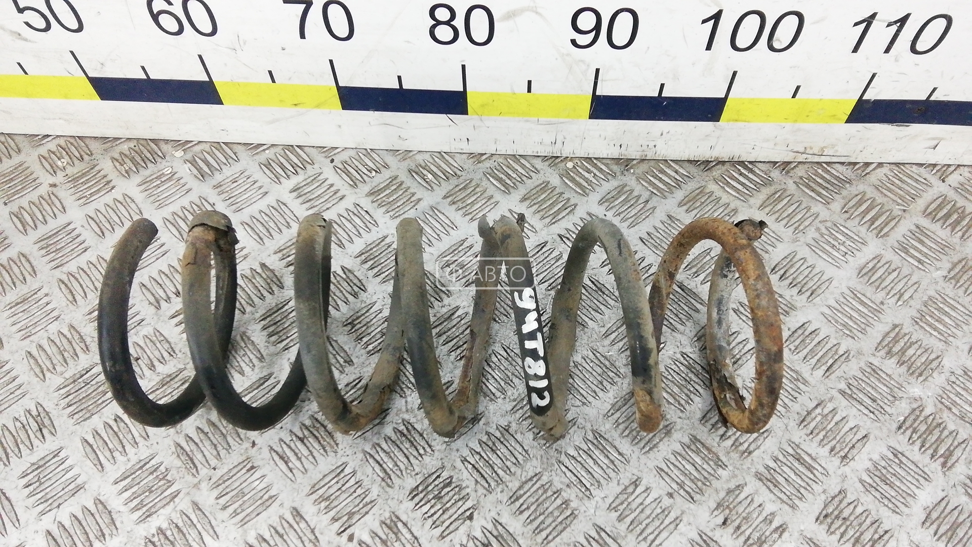 Пружина задняя