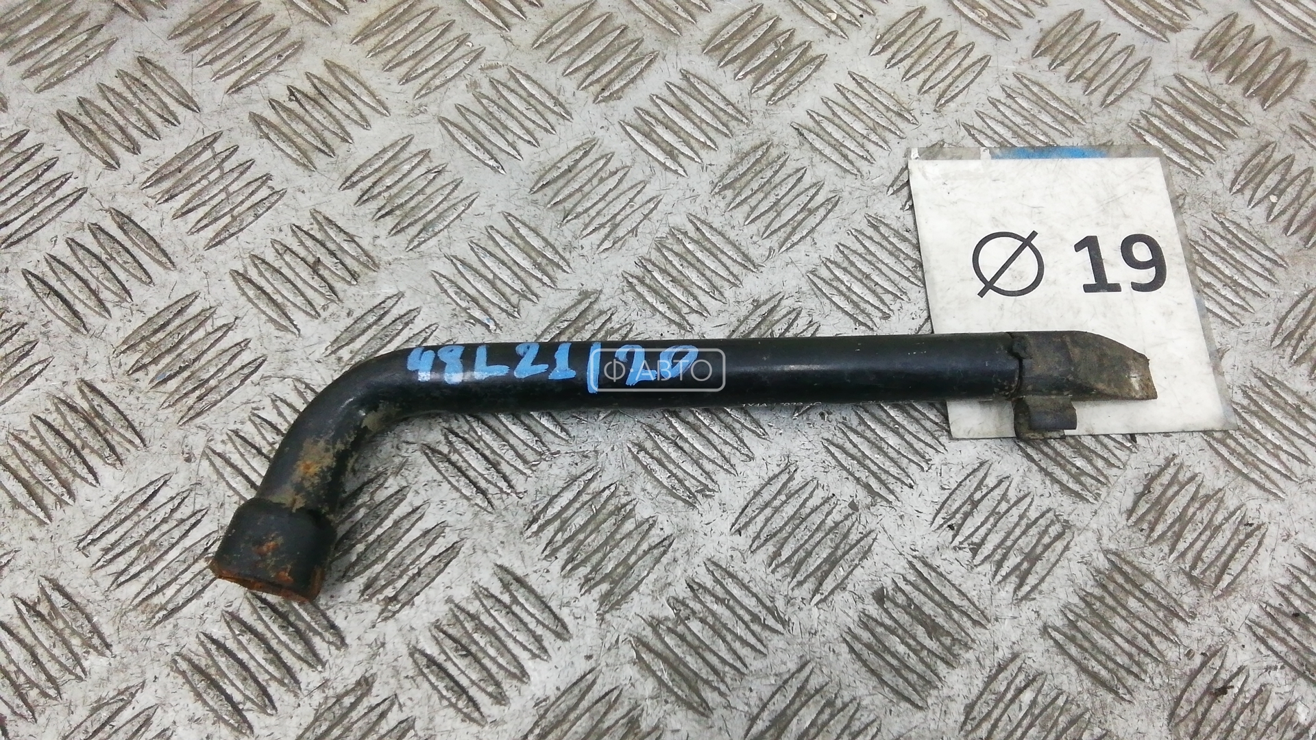 Ключ колесный