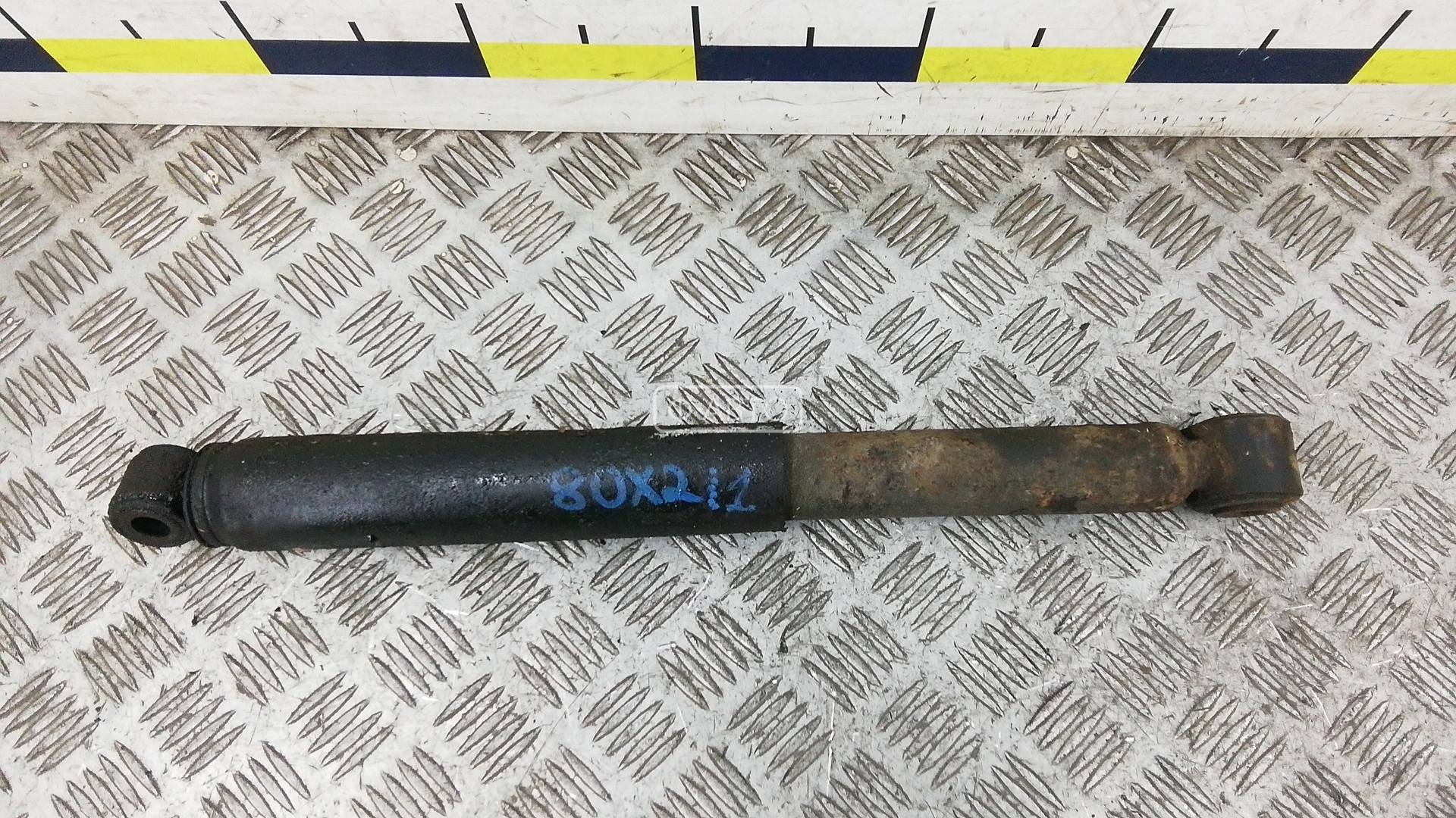 Амортизатор задний