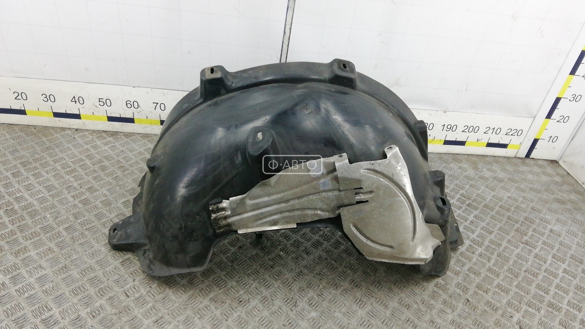 Защита арок (защита крыла, подкрылок) передняя правая