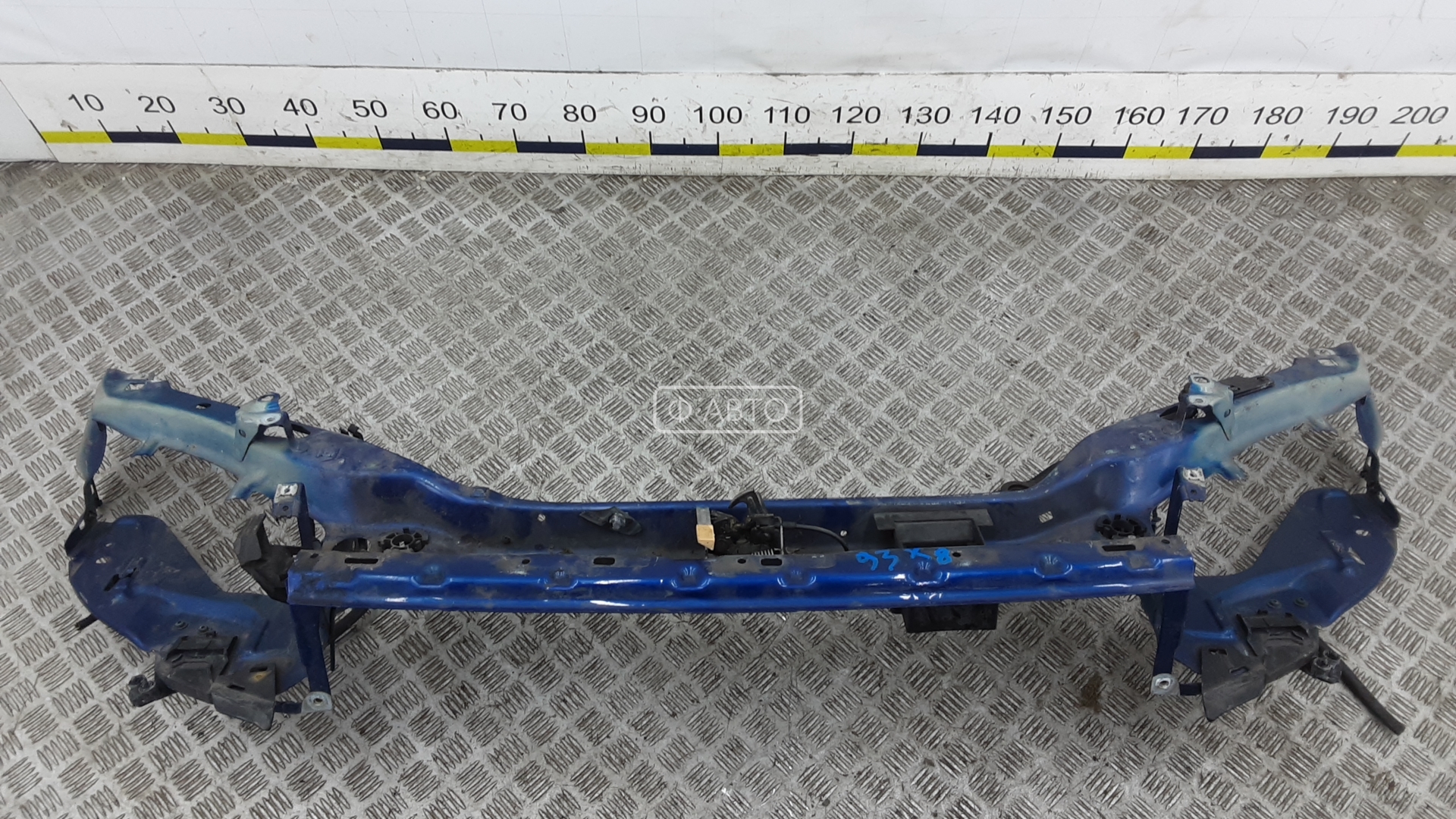 Передняя панель крепления облицовки (телевизор)