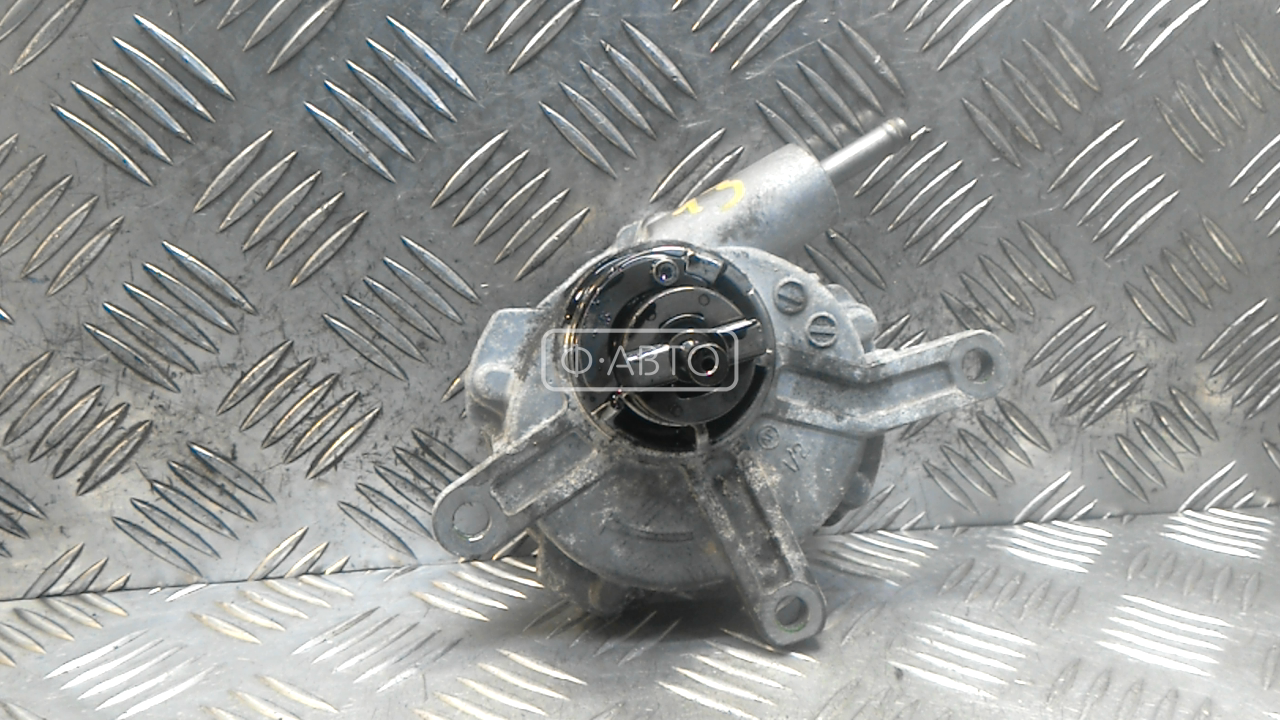 Насос вакуумный