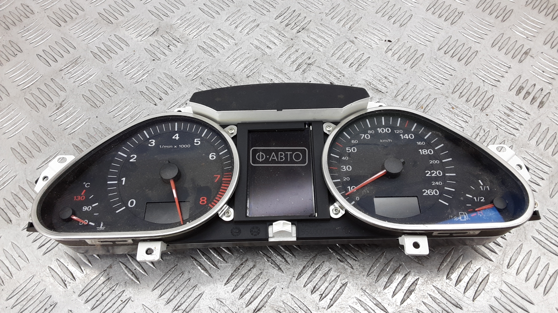 Щиток приборов