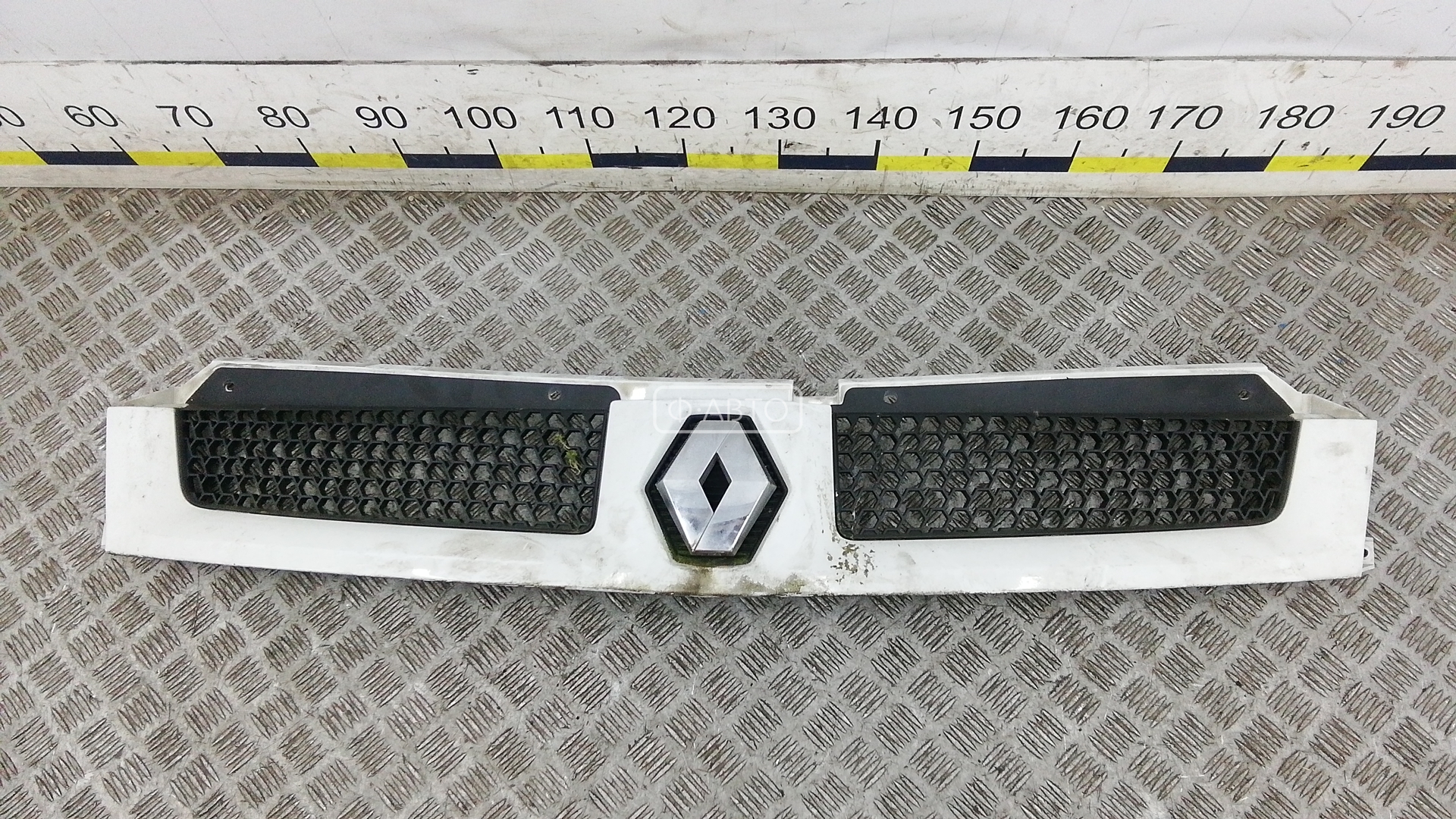 Решетка радиатора