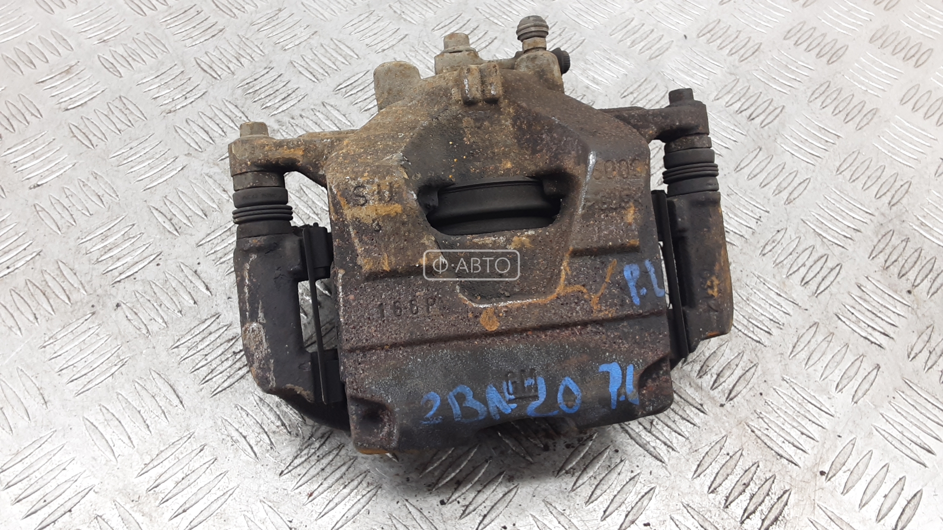 Суппорт тормозной передний левый