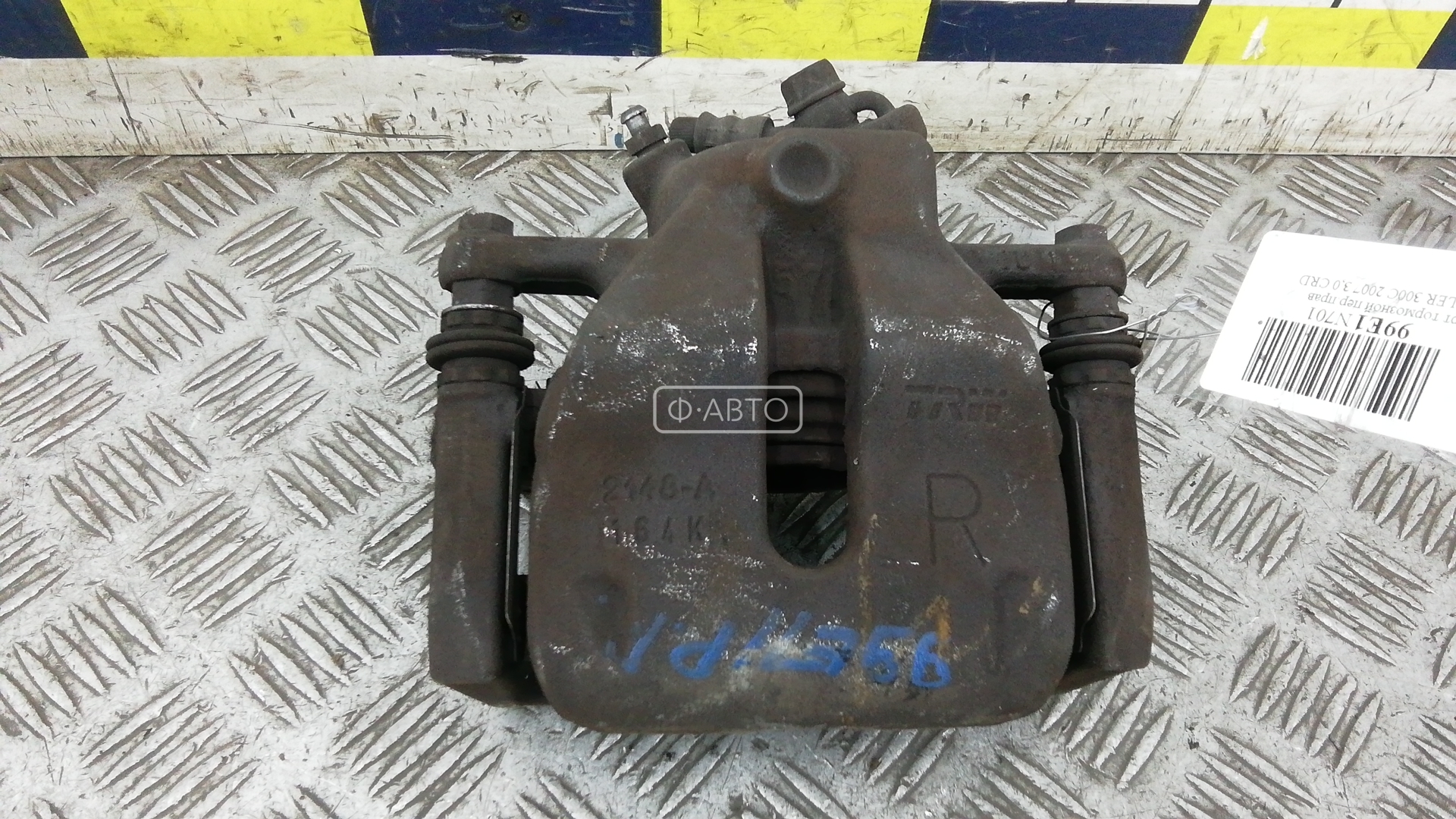 Суппорт тормозной передний правый