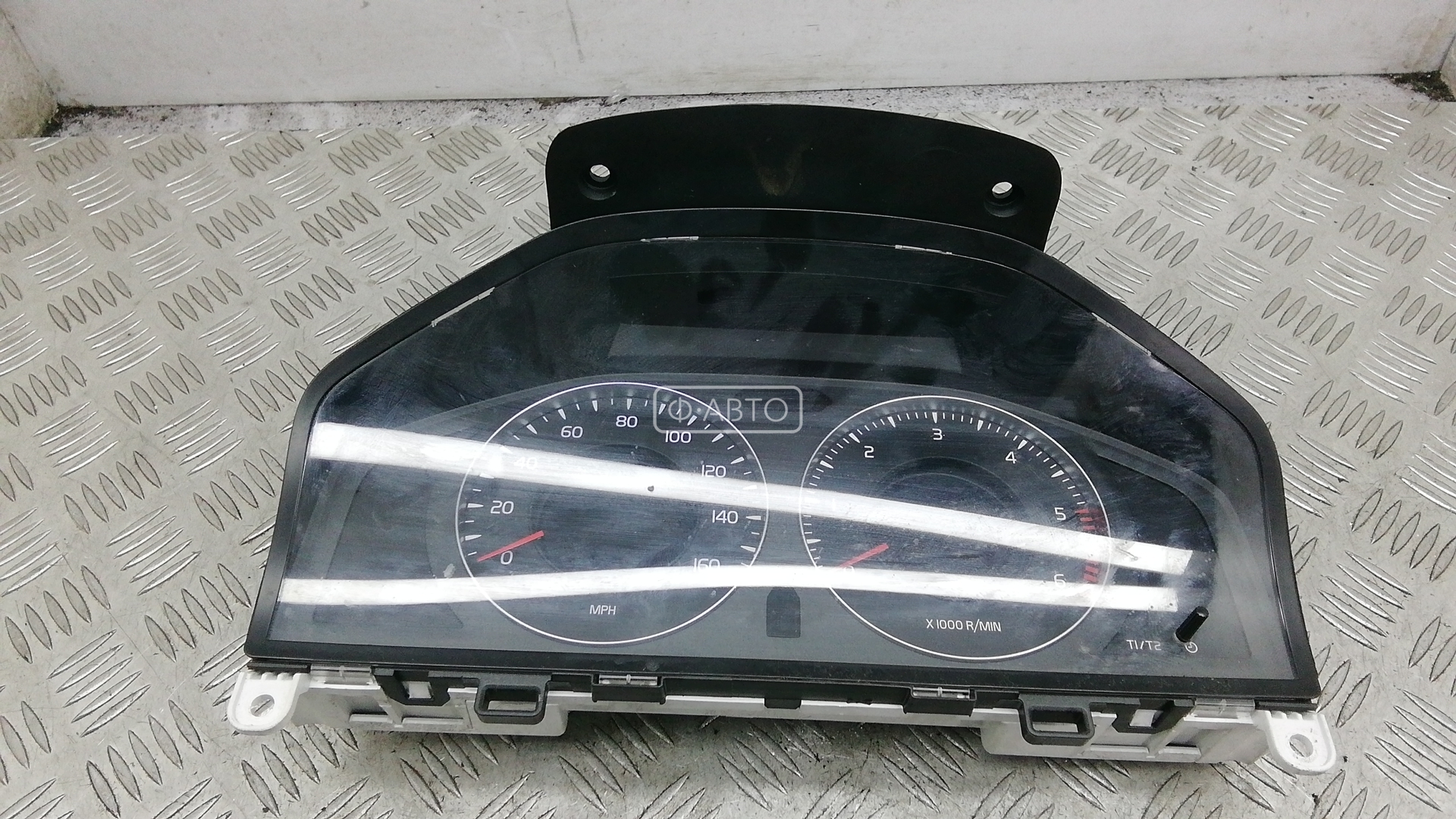 Щиток приборов