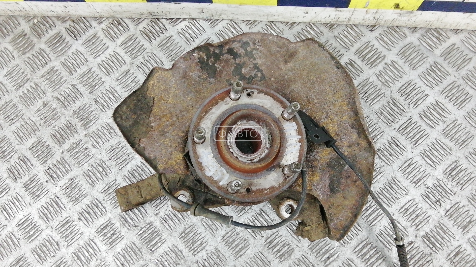 Ступица передняя правая