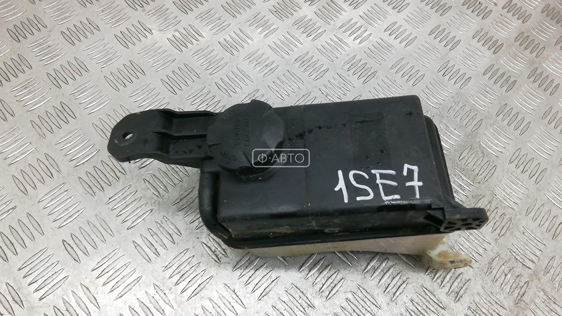 Бачок расширительный