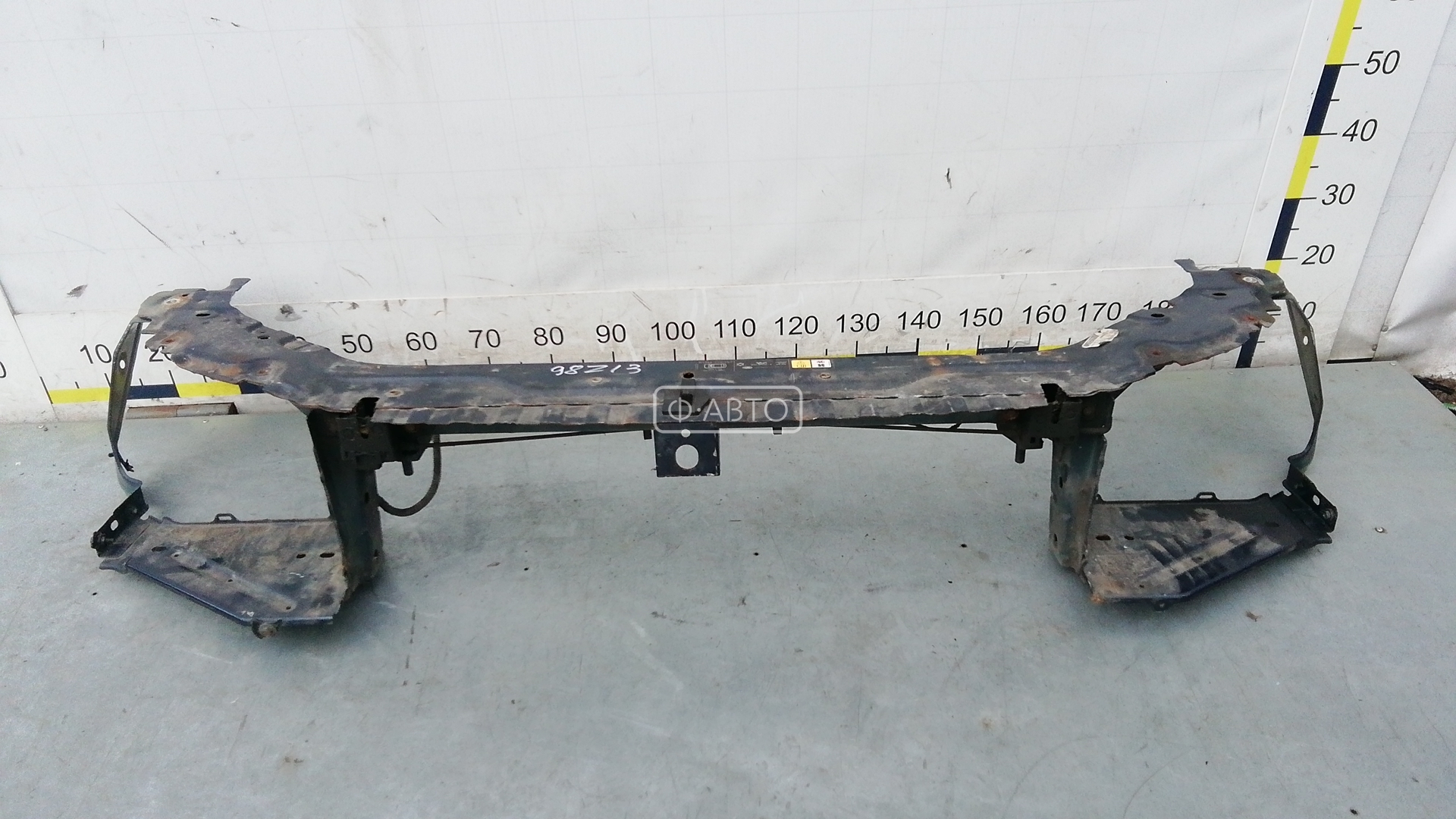 Передняя панель крепления облицовки (телевизор)