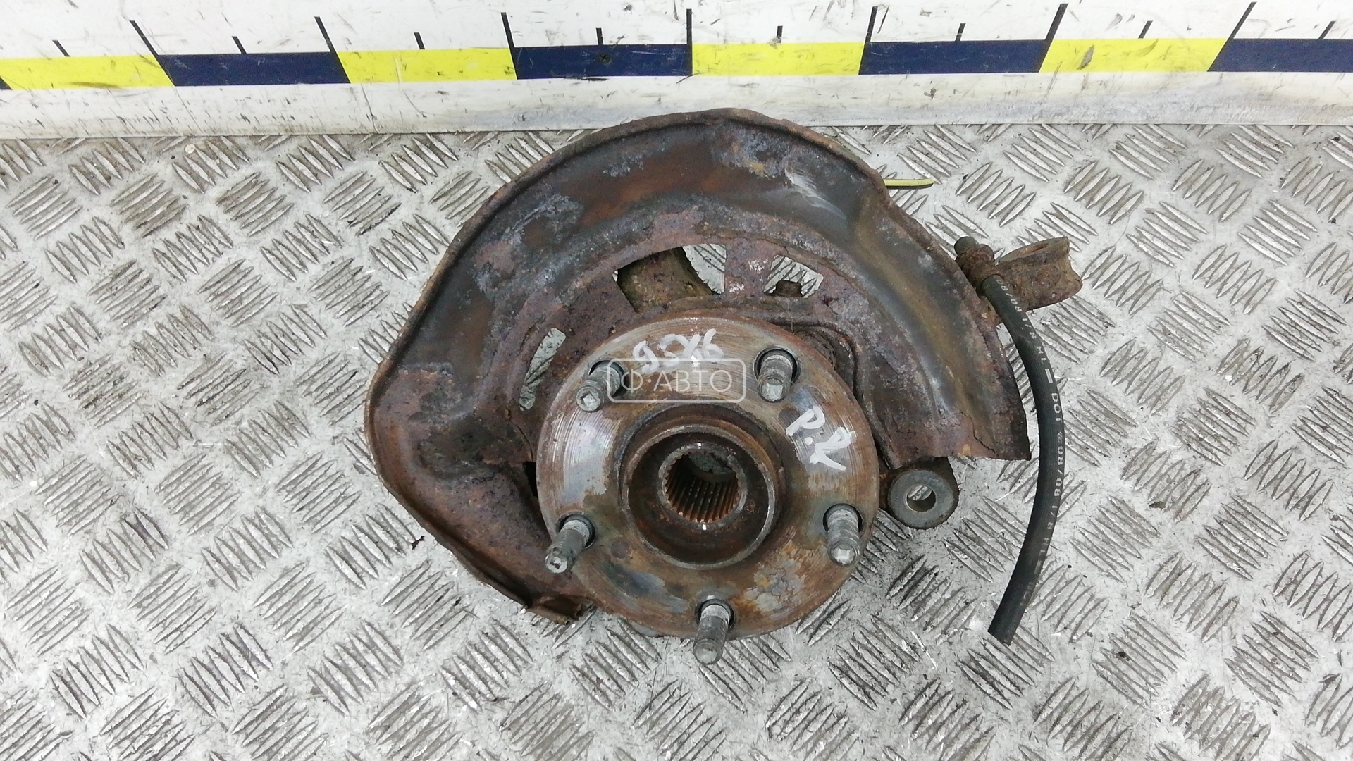 Ступица передняя правая