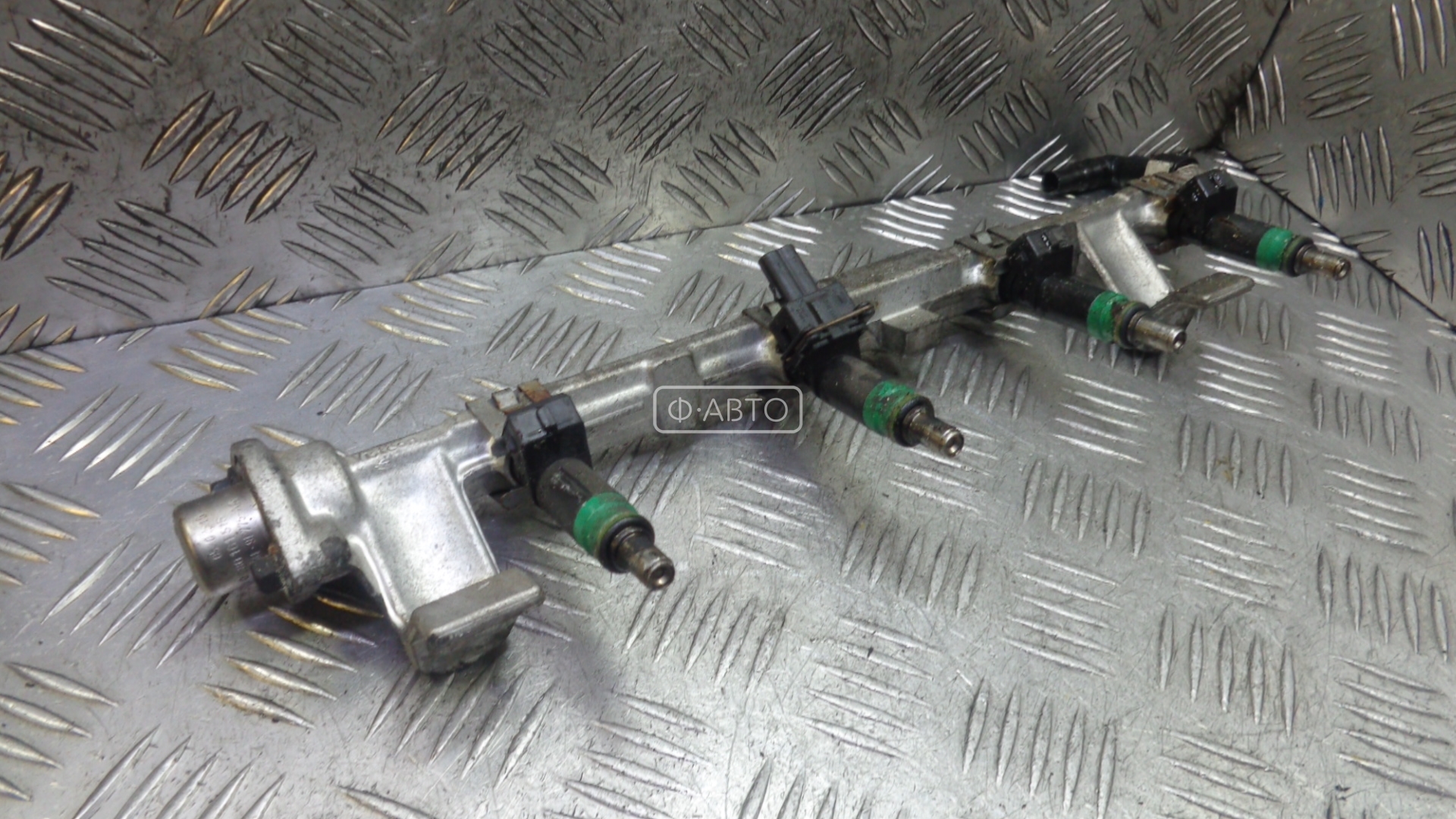 Топливная рампа бензиновая