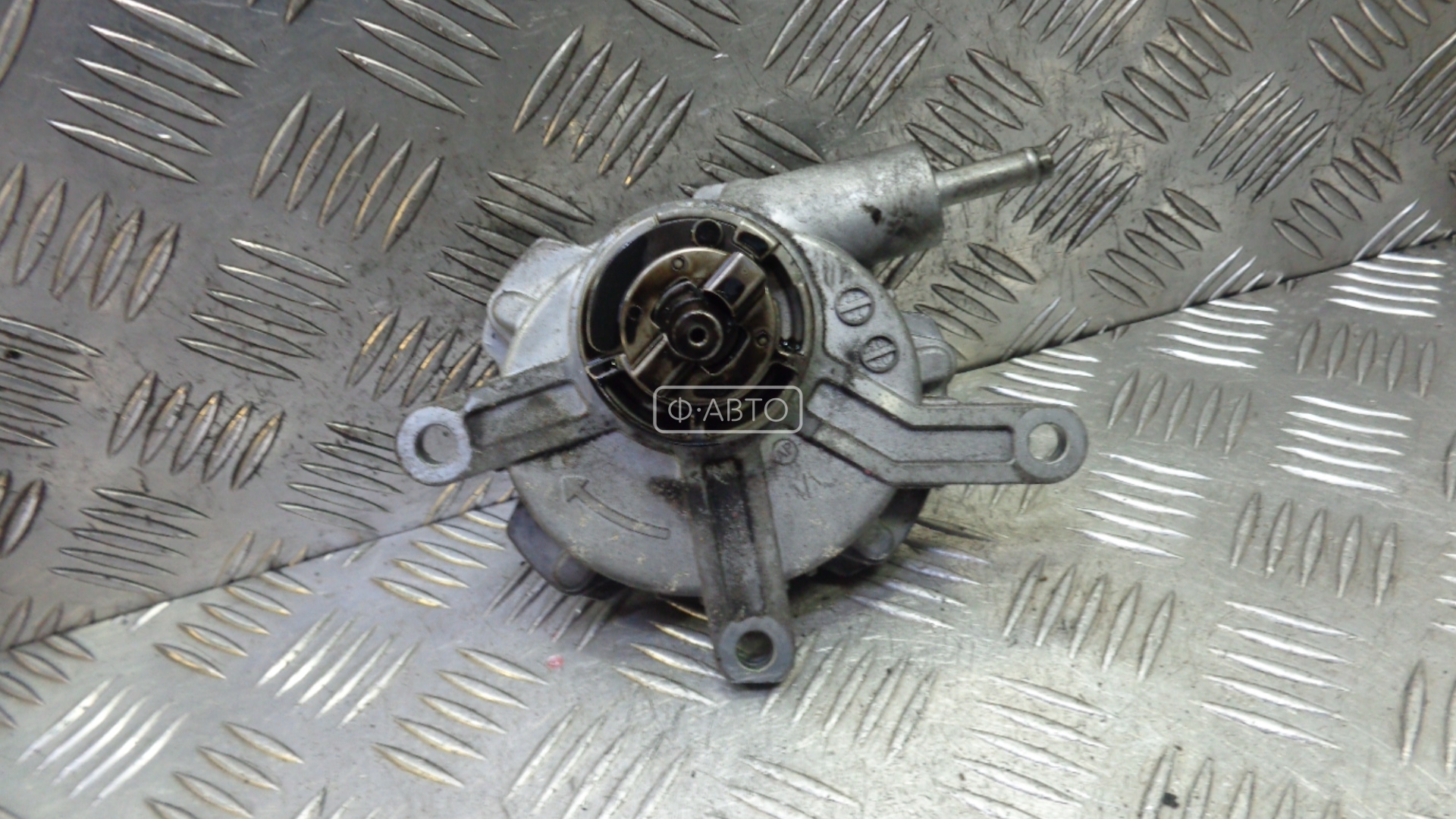 Насос вакуумный