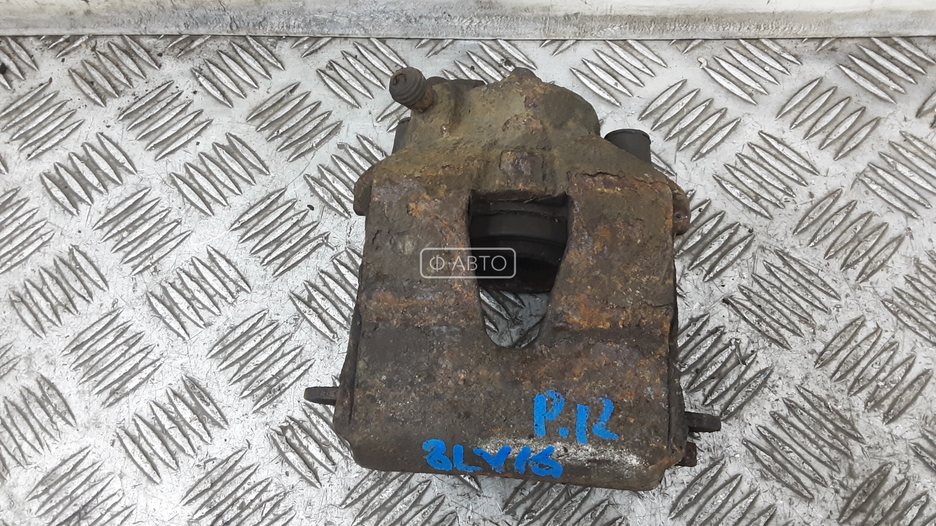 Суппорт тормозной передний правый