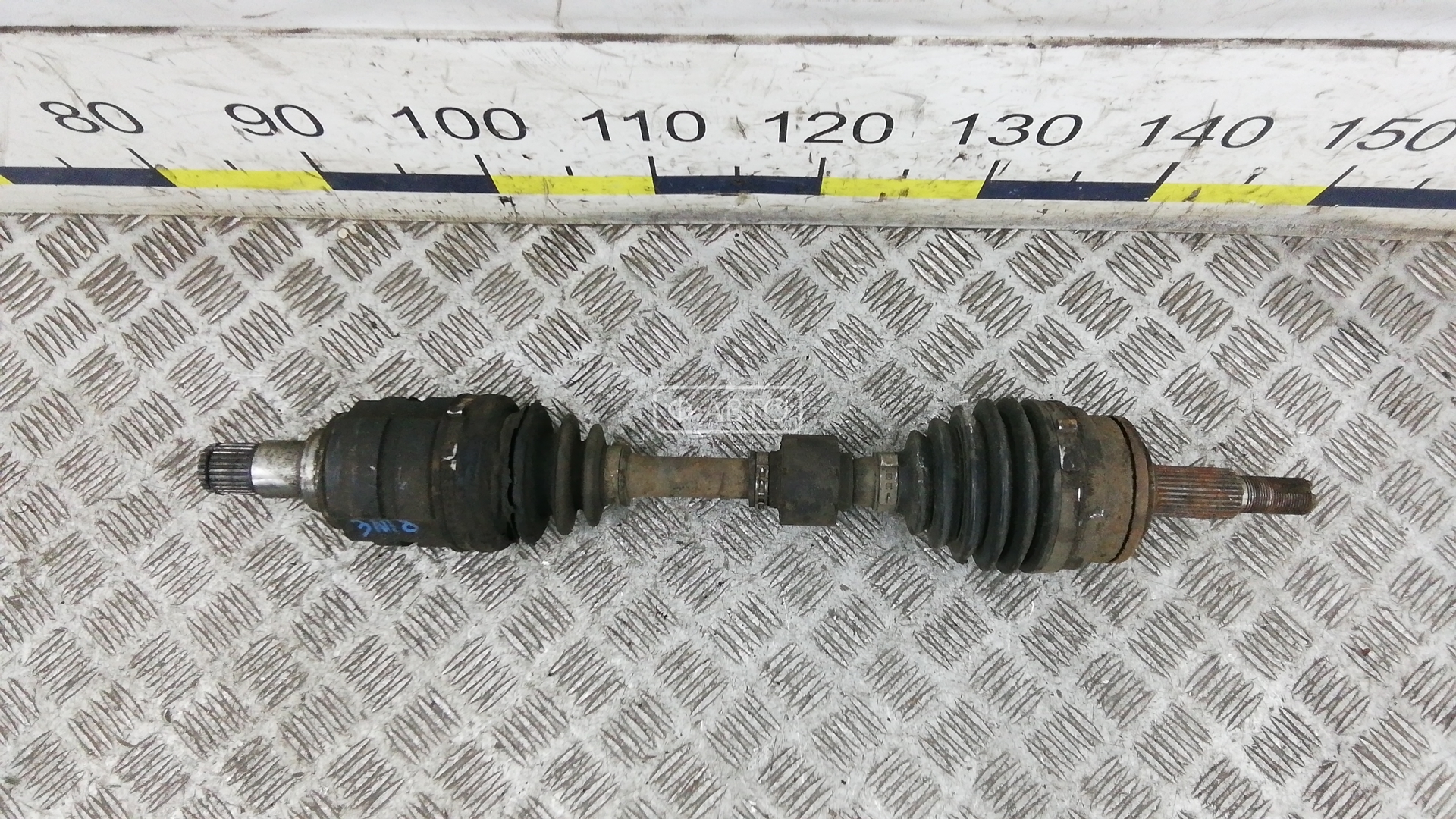 Привод передний левый