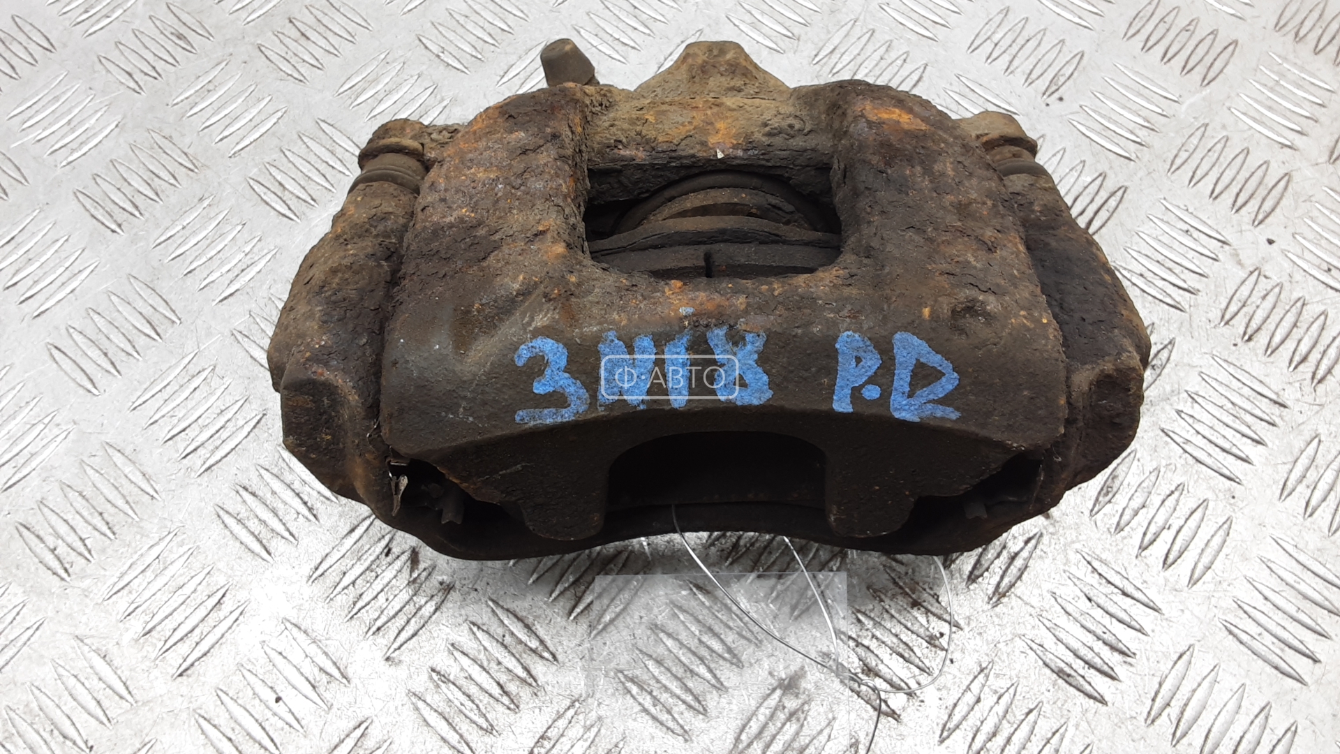 Суппорт тормозной передний правый