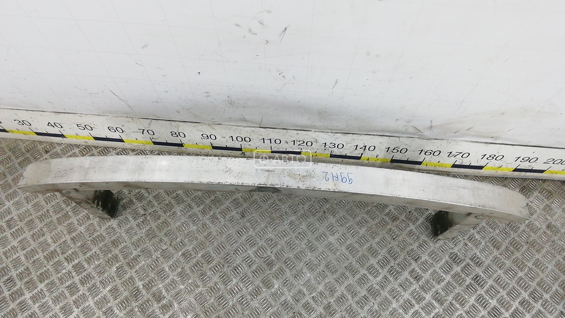 Усилитель бампера задний