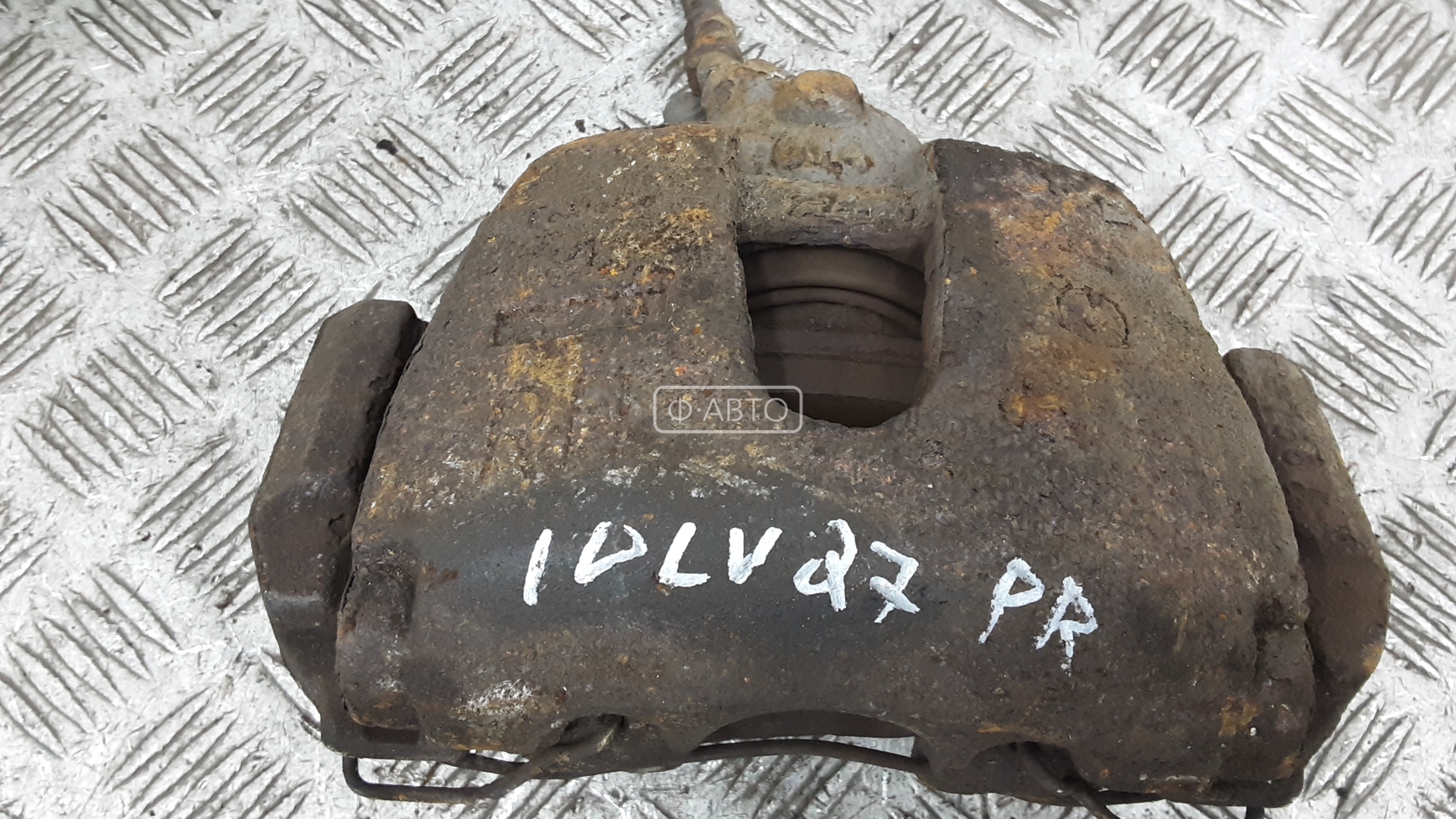 Суппорт тормозной передний правый