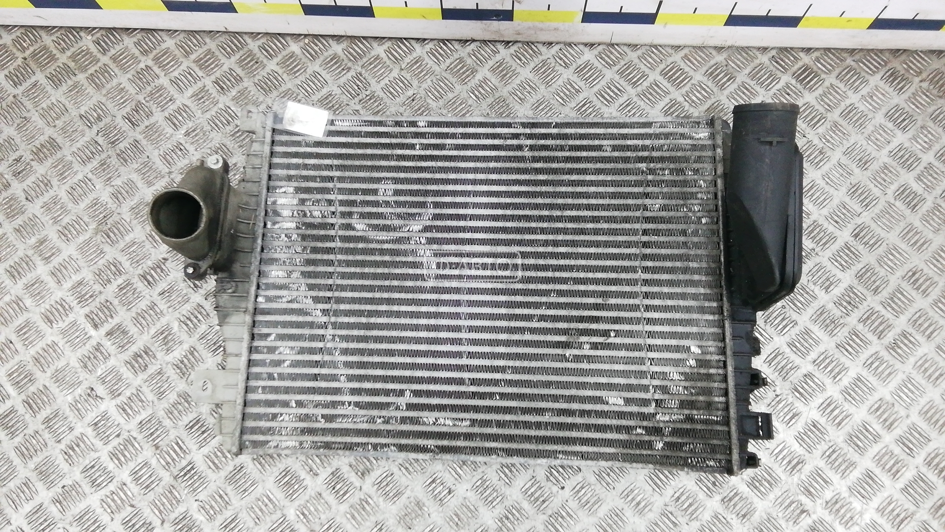 Радиатор интеркулера