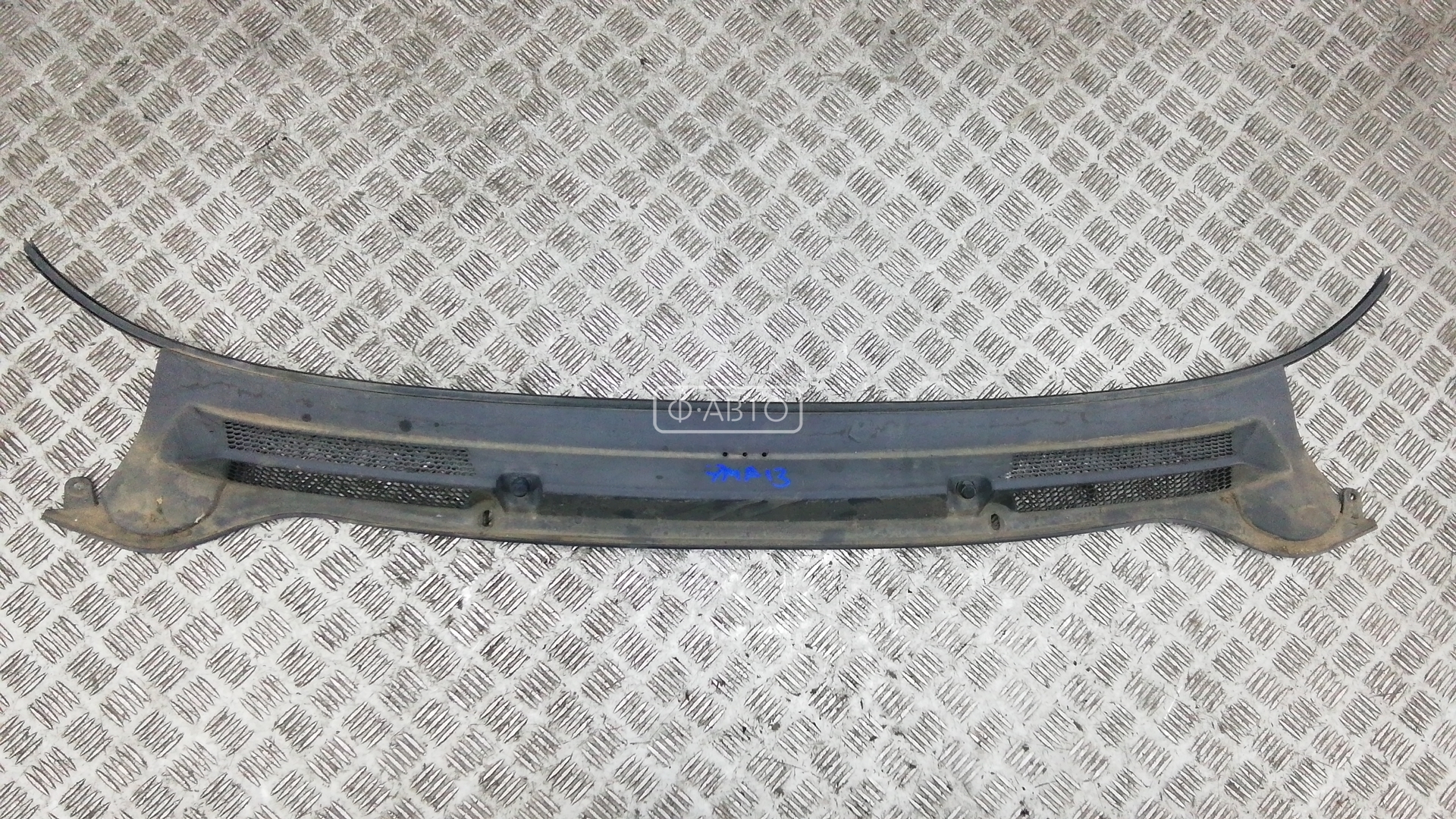 Накладка декоративная (жабо, дождевик)