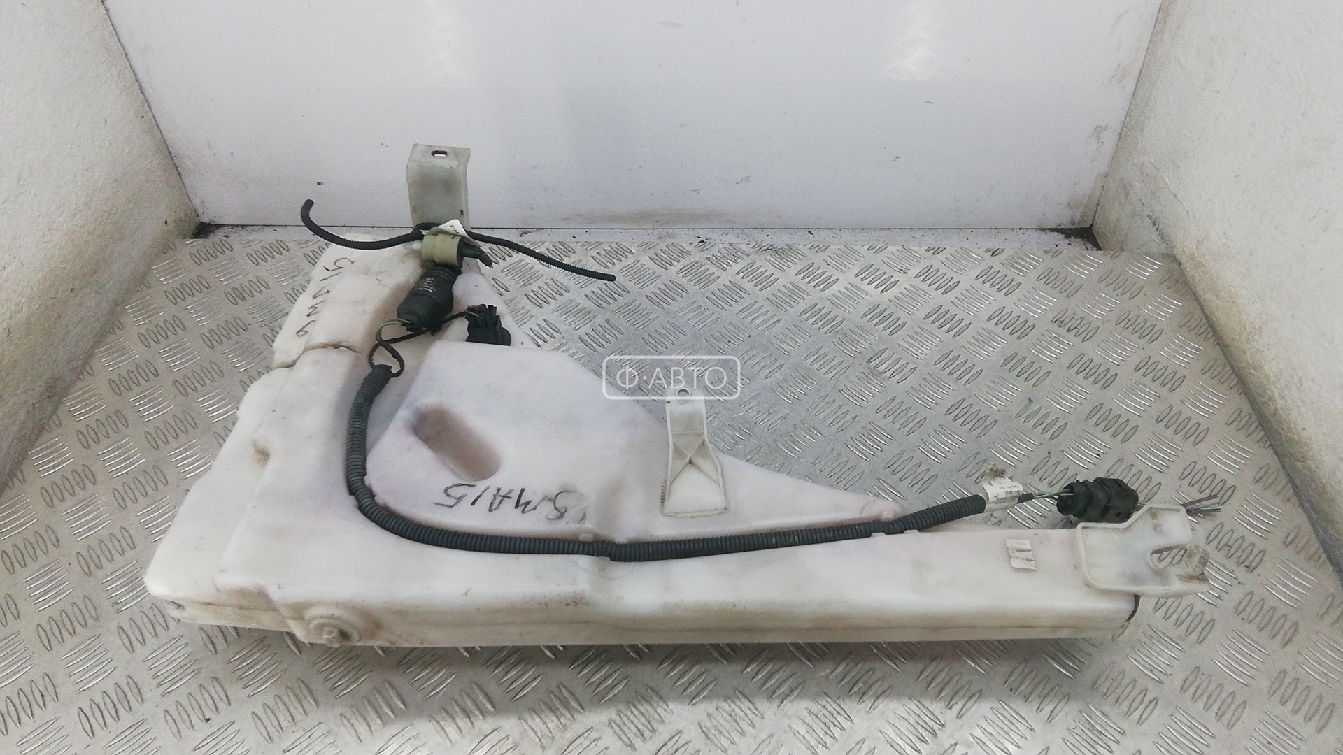 Бачок омывателя