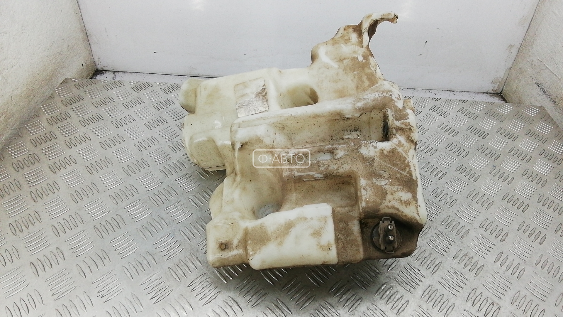 Бачок омывателя