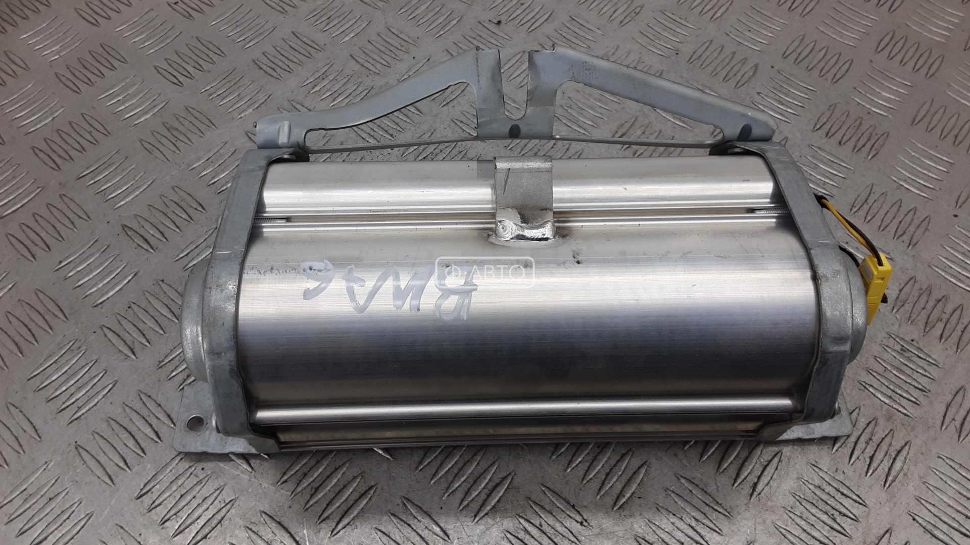 Подушка безопасности пассажира