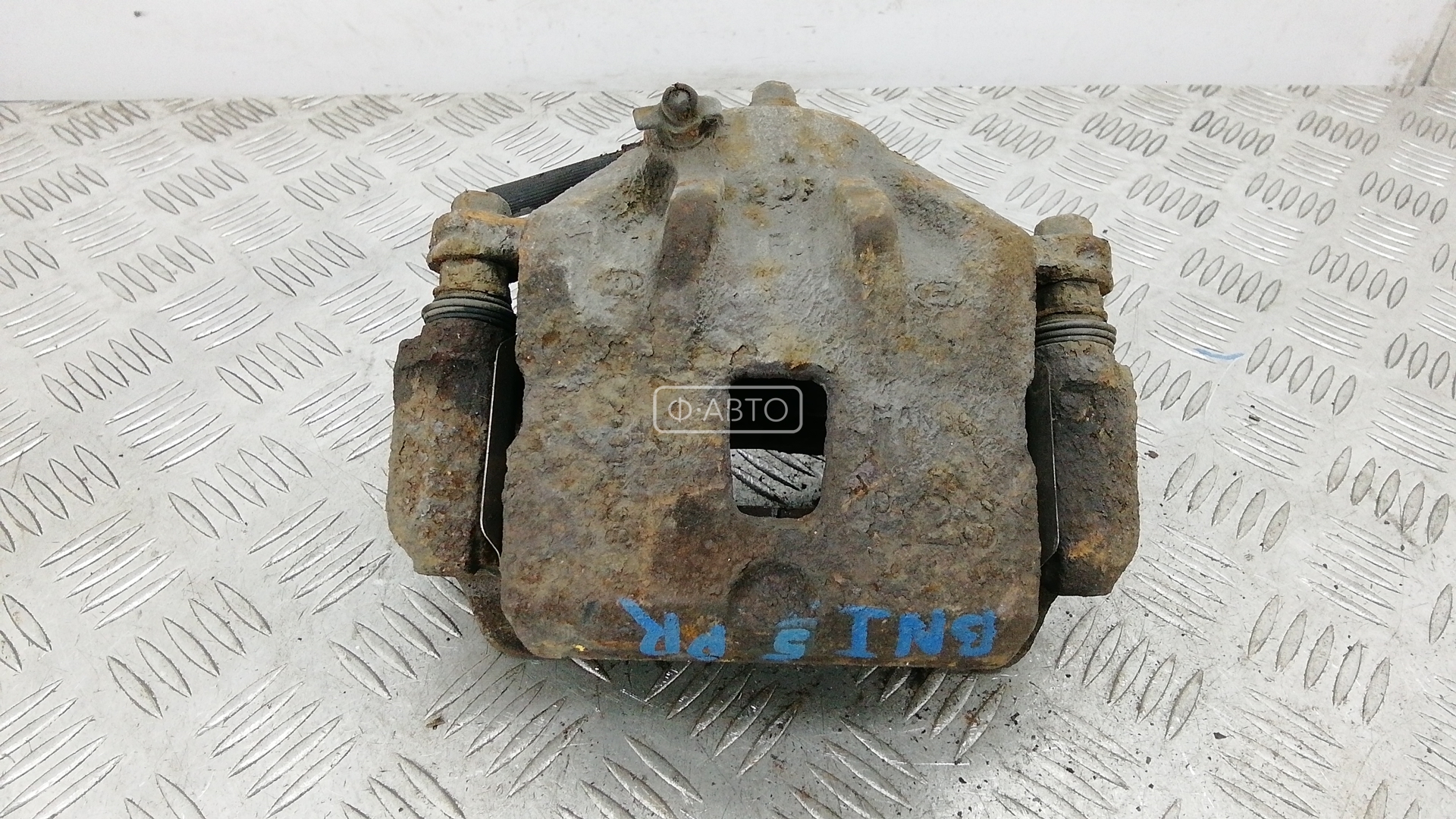 Суппорт тормозной передний правый