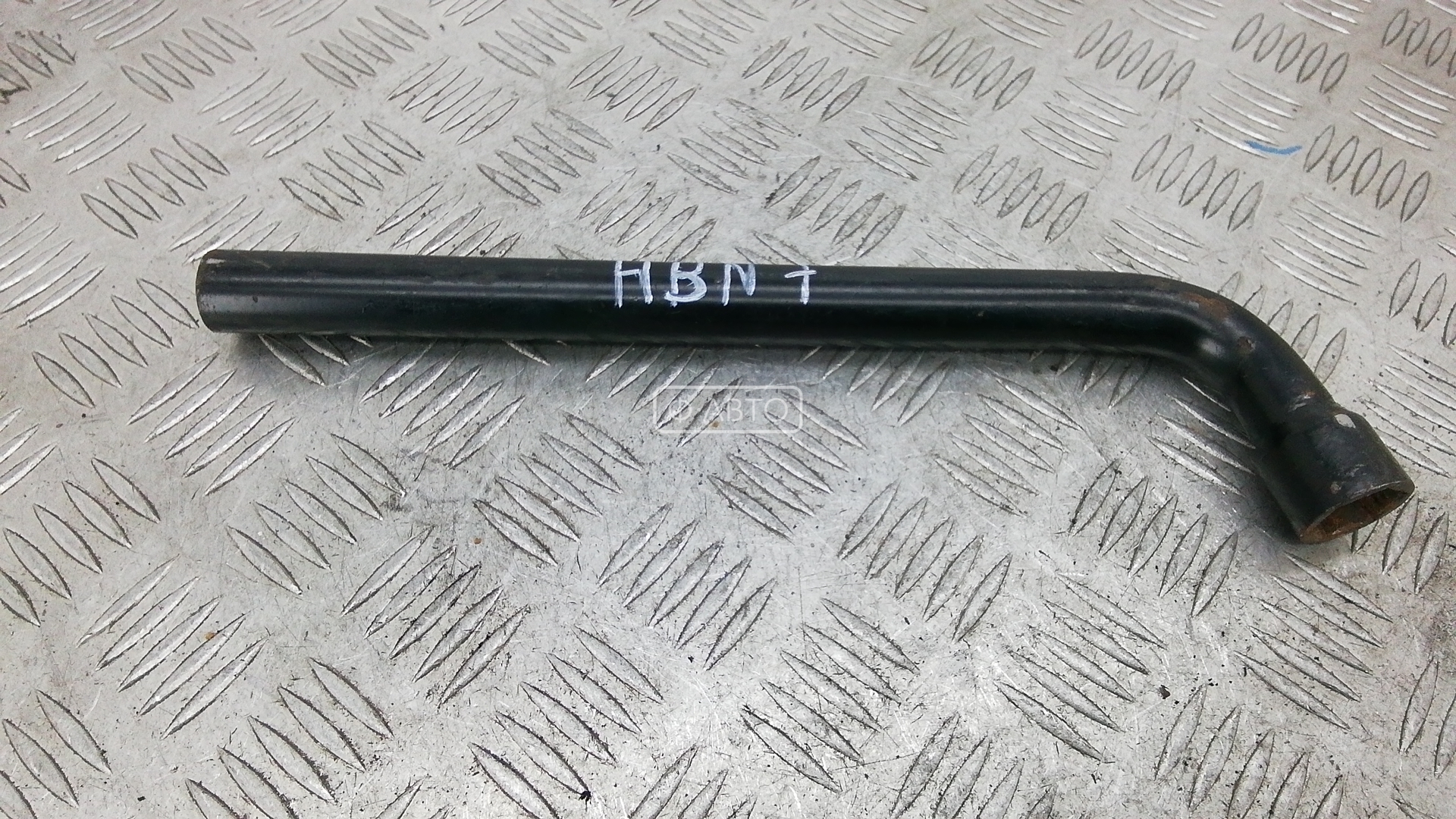 Ключ колесный