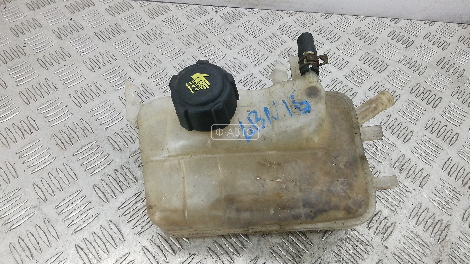 Бачок расширительный