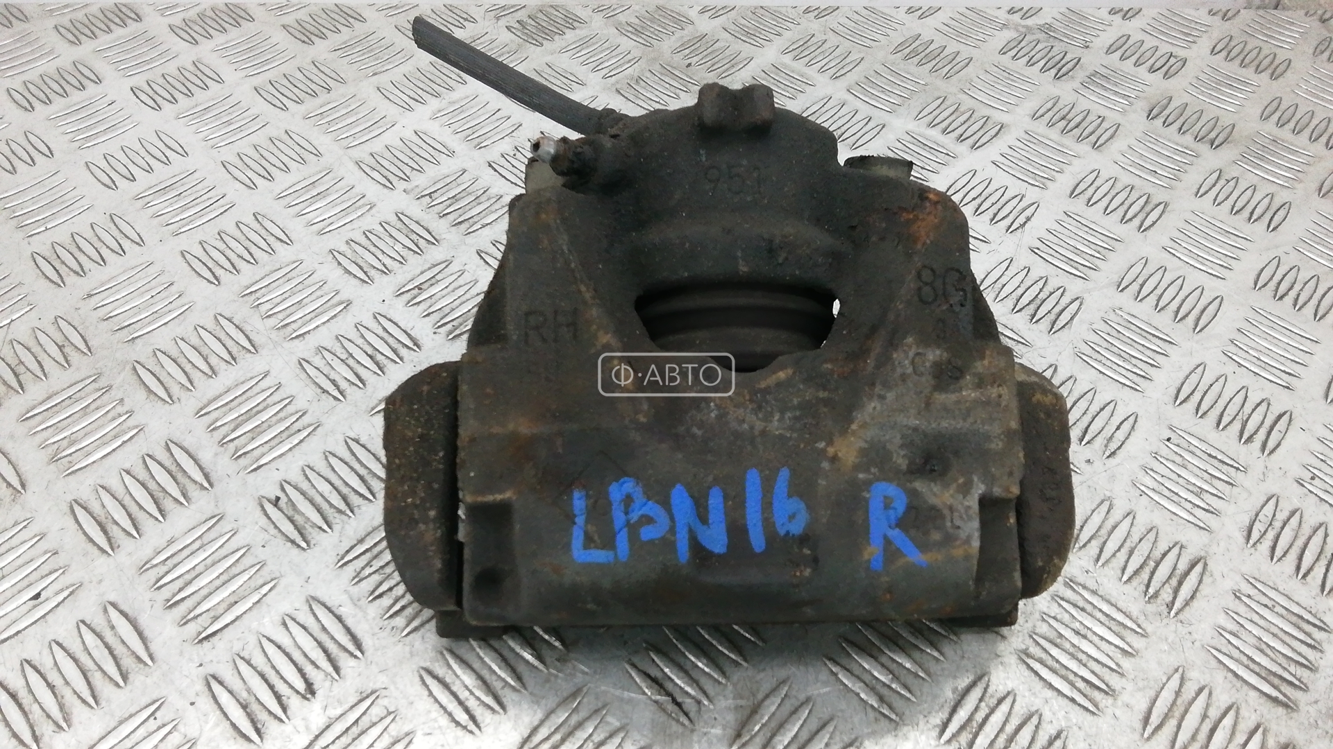 Суппорт тормозной передний правый