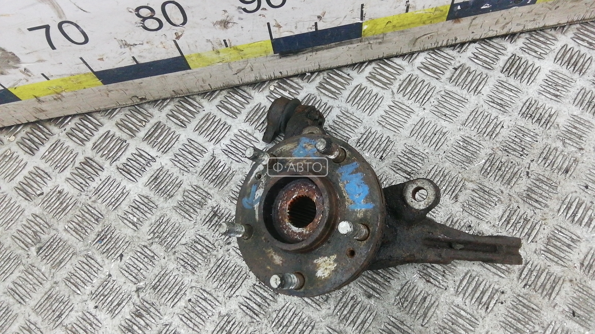 Ступица передняя правая