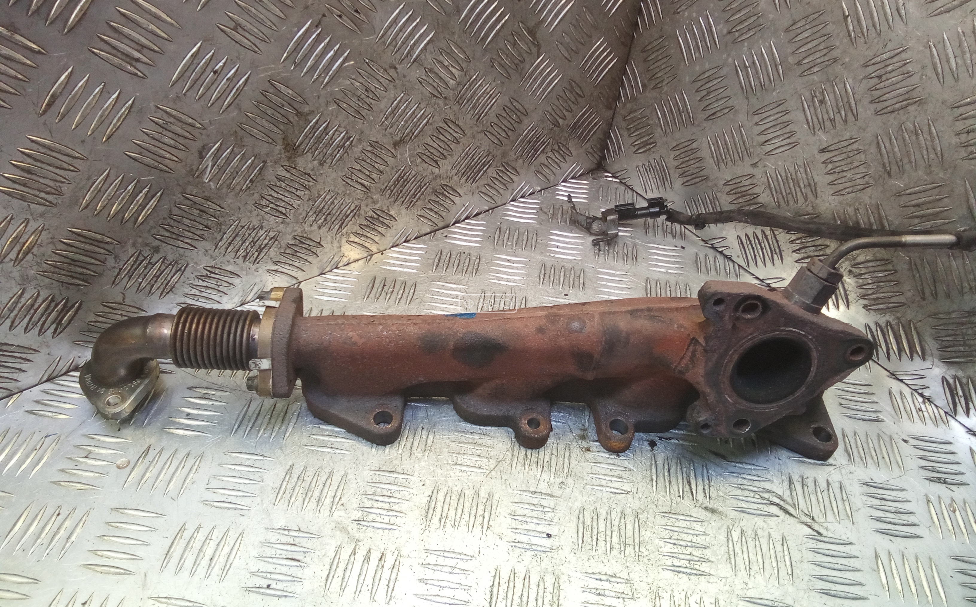 Выпускной коллектор дизельный