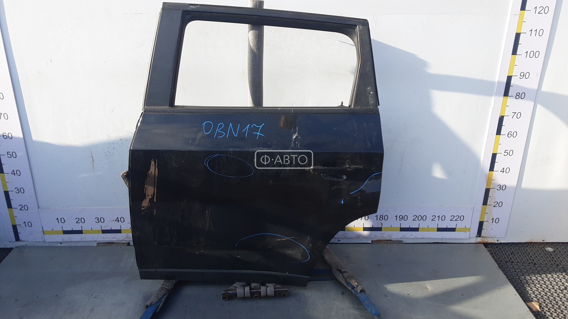 Дверь задняя левая