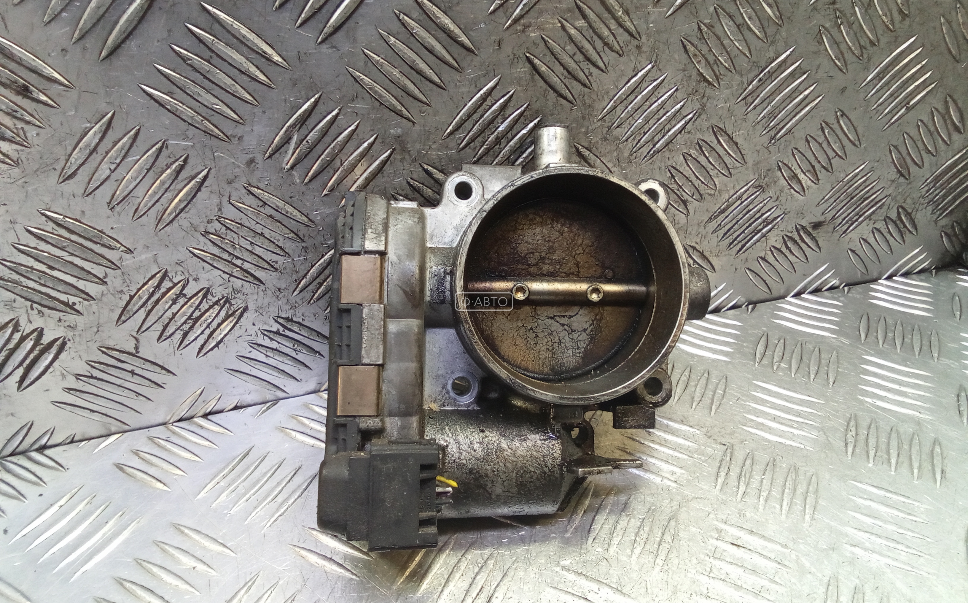 Дроссельная заслонка бензиновая