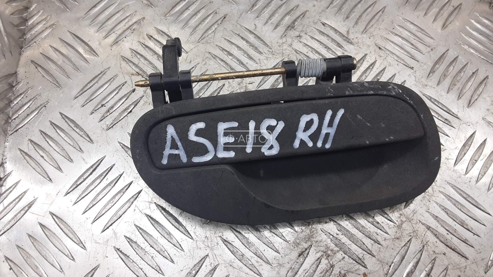 Ручка наружная передняя правая