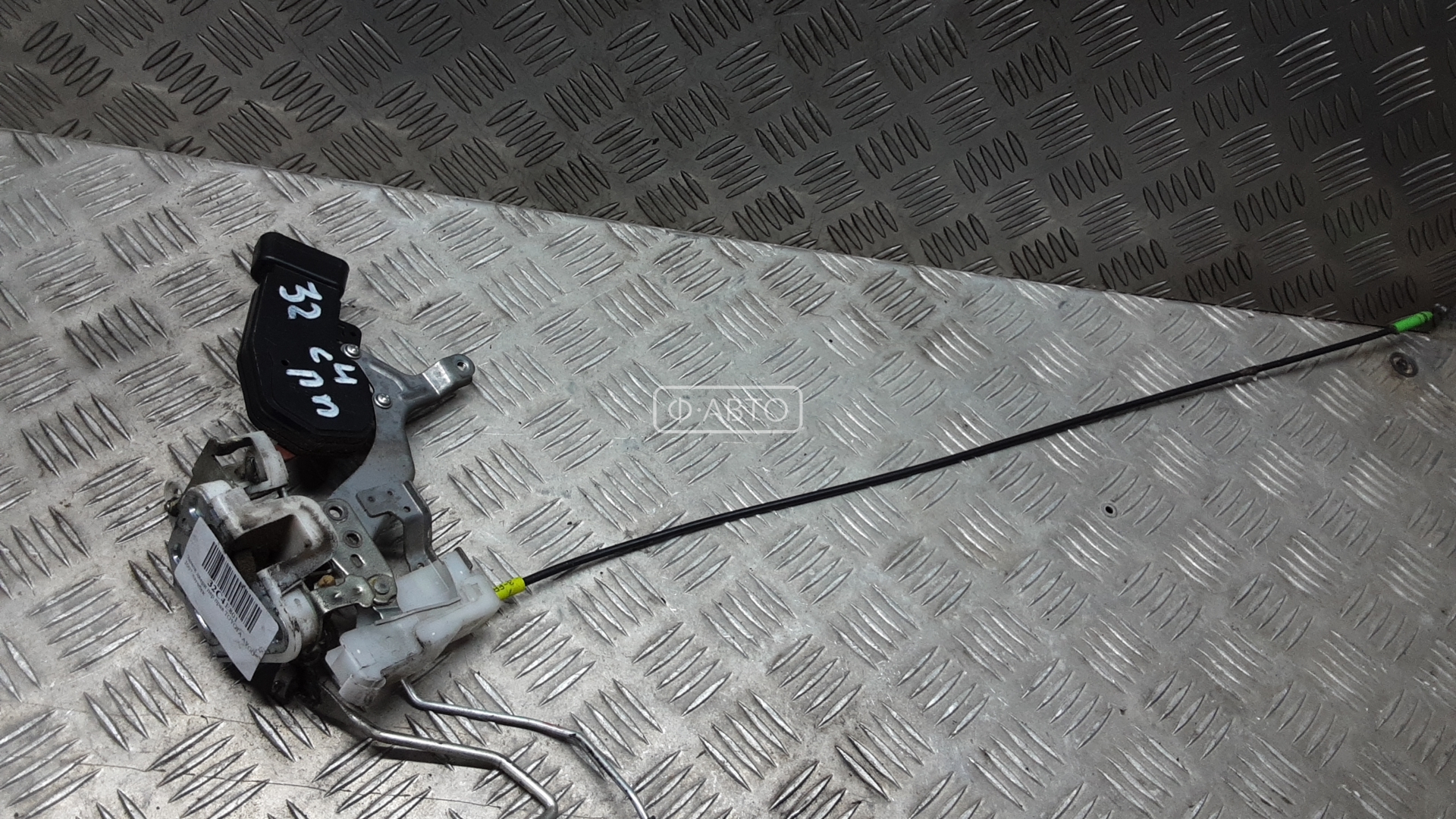 Стеклоподъемник передний правый