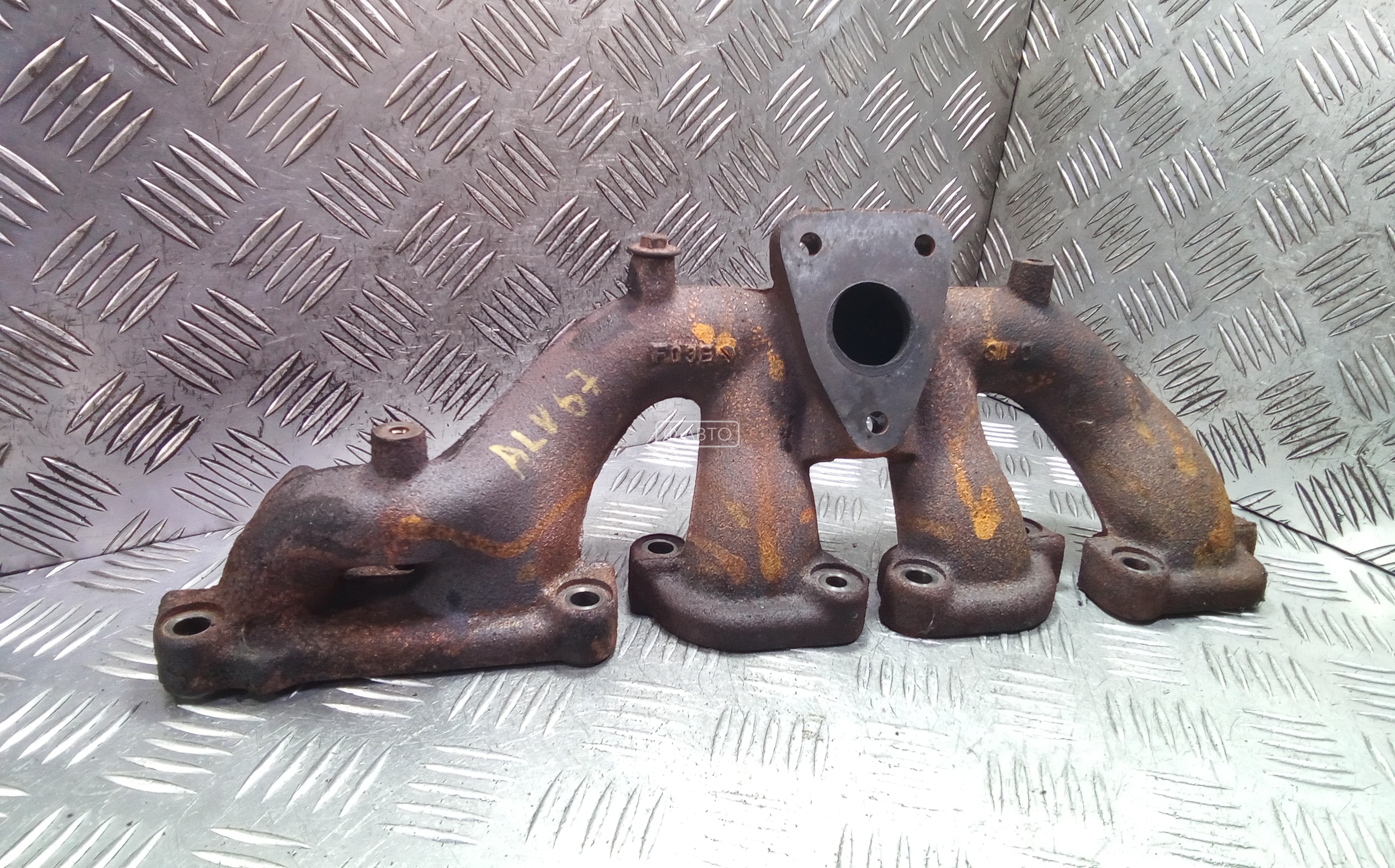 Выпускной коллектор дизельный