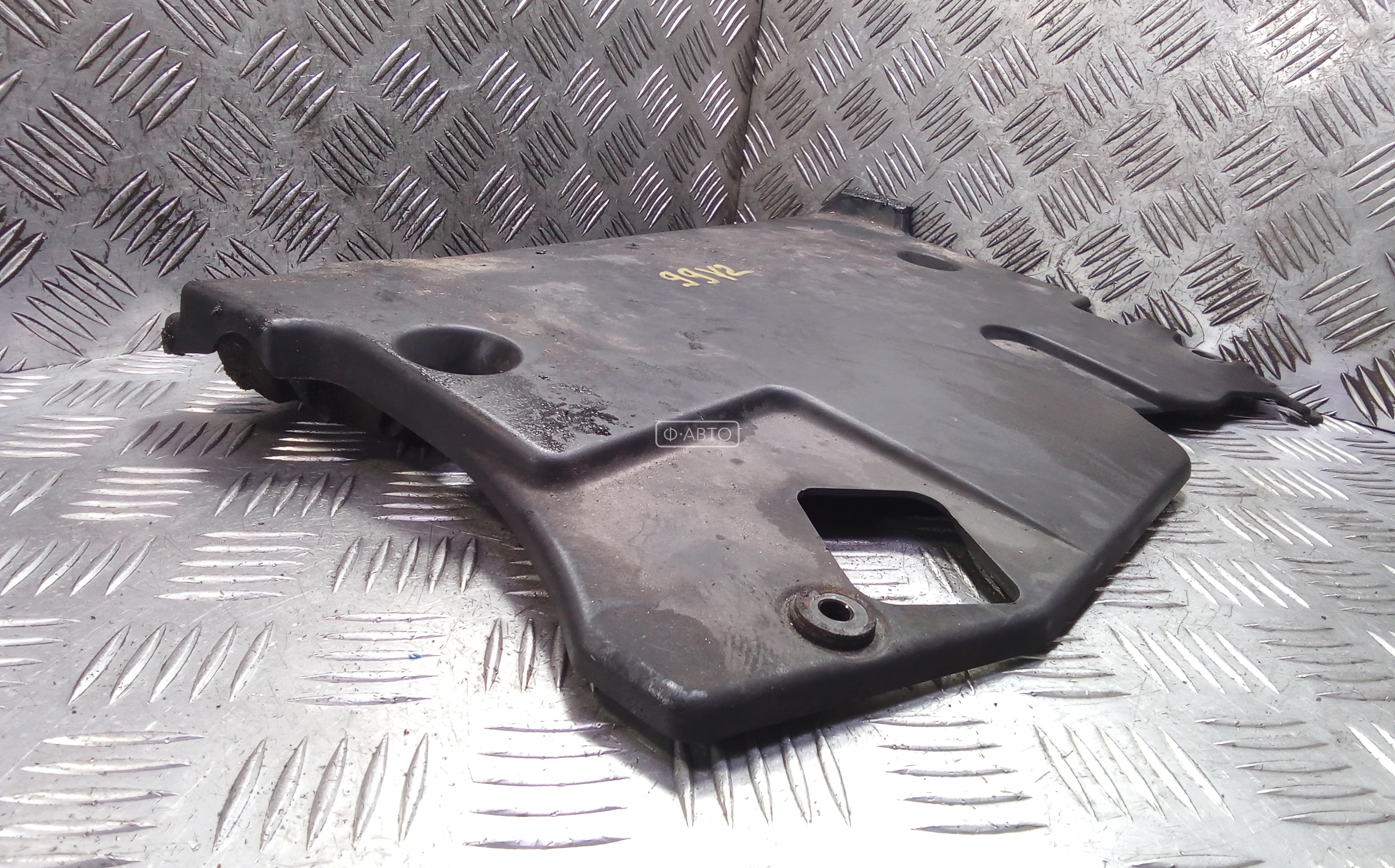 Защита двигателя верхняя