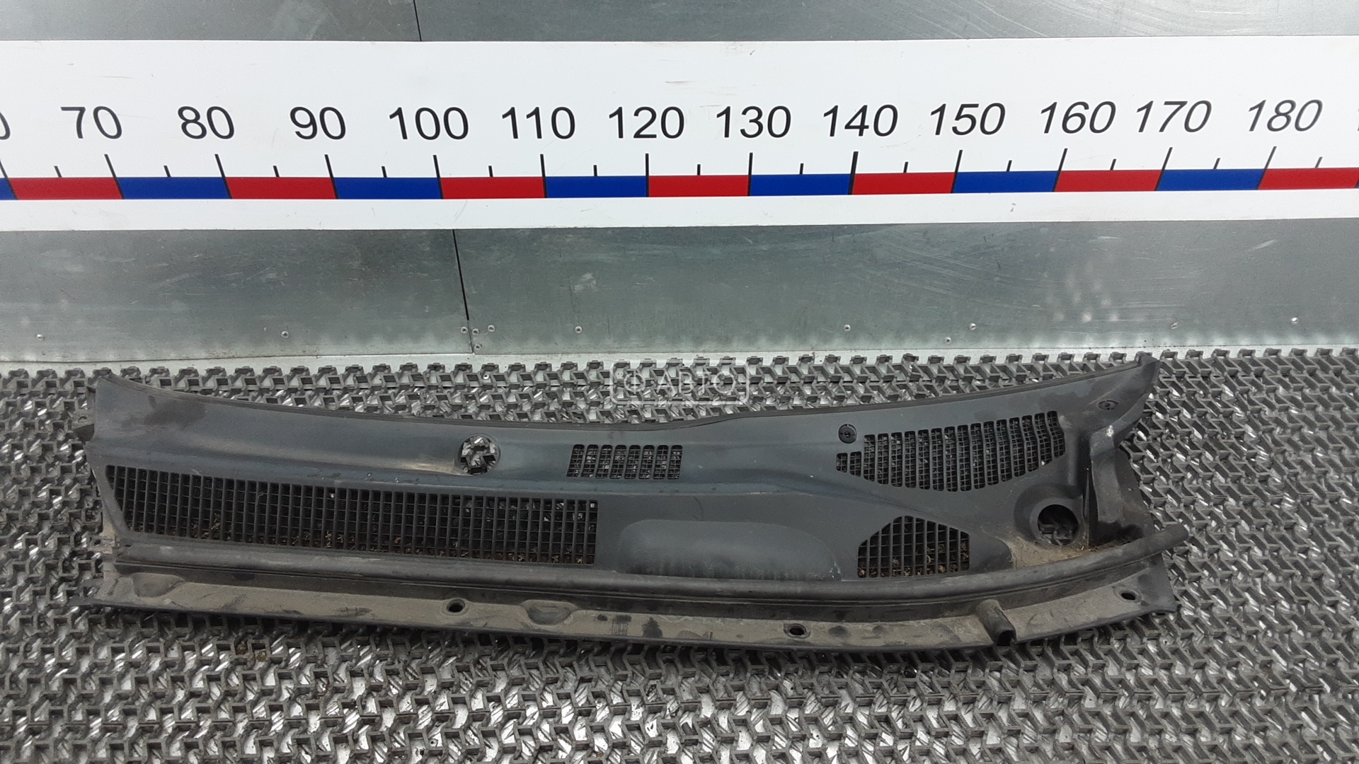 Накладка декоративная (жабо, дождевик)