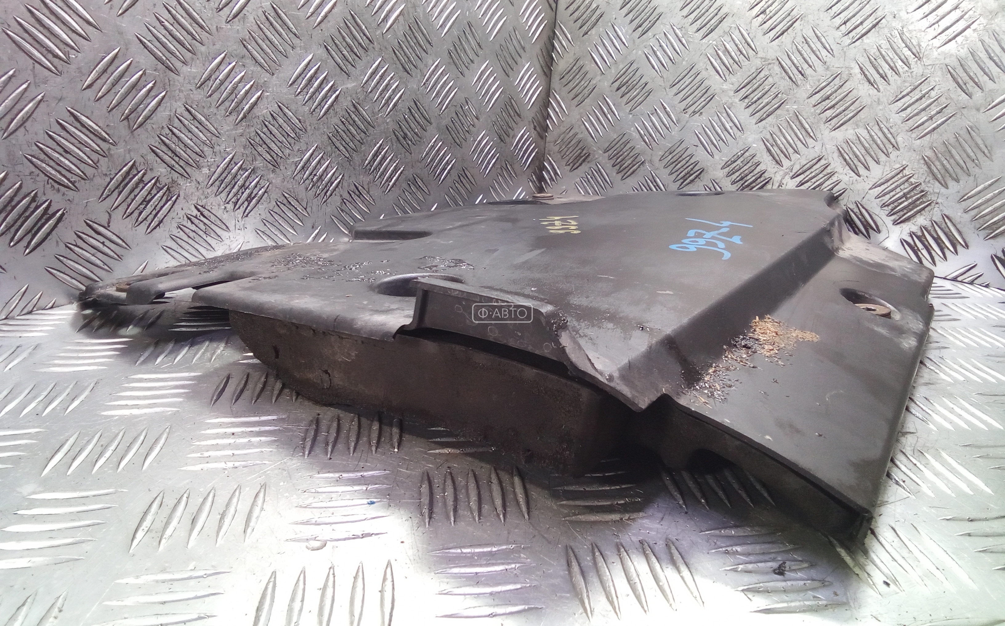 Защита двигателя верхняя
